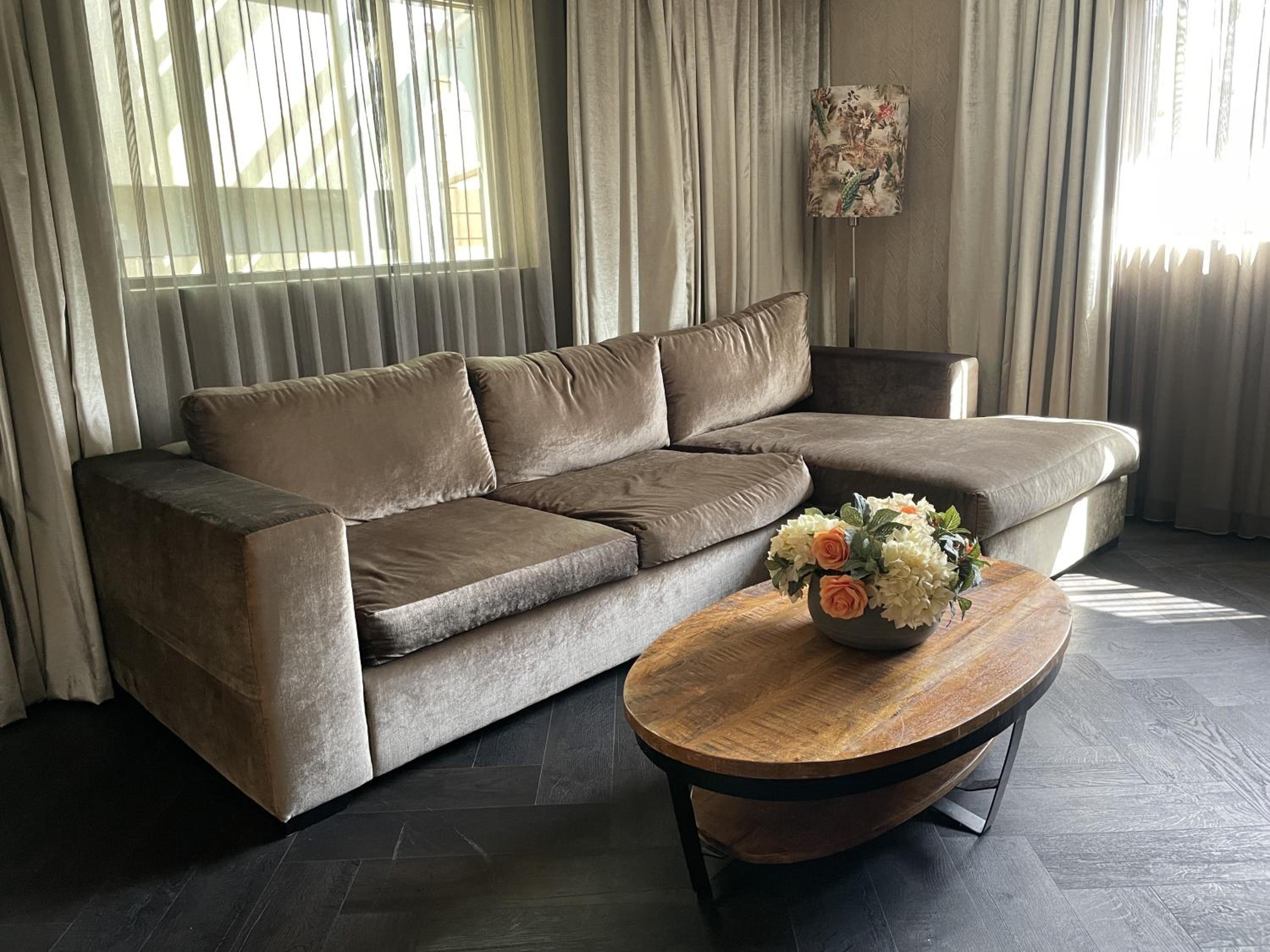 Suite - Photo 4