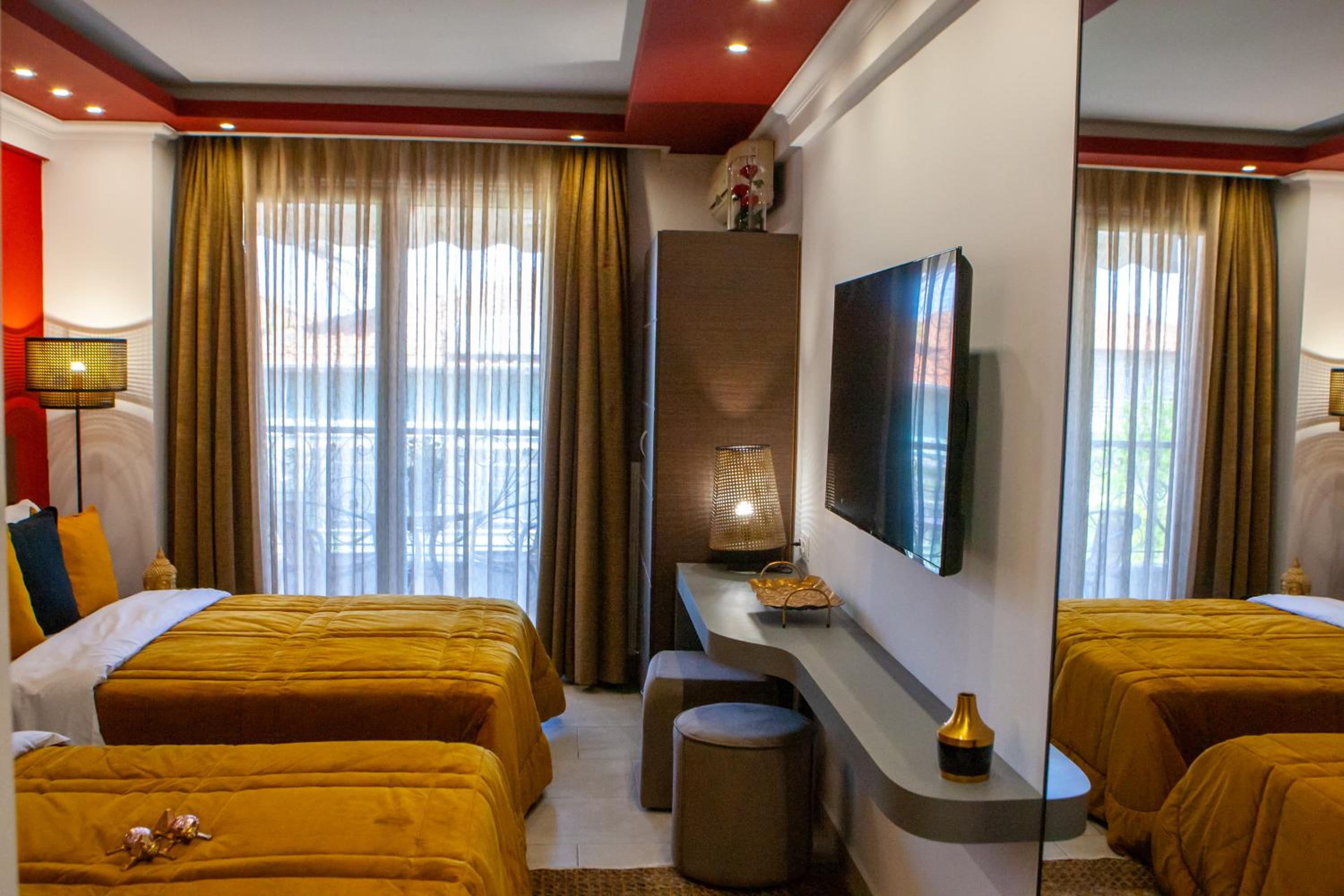 Deluxe Quadruple Room photo 2