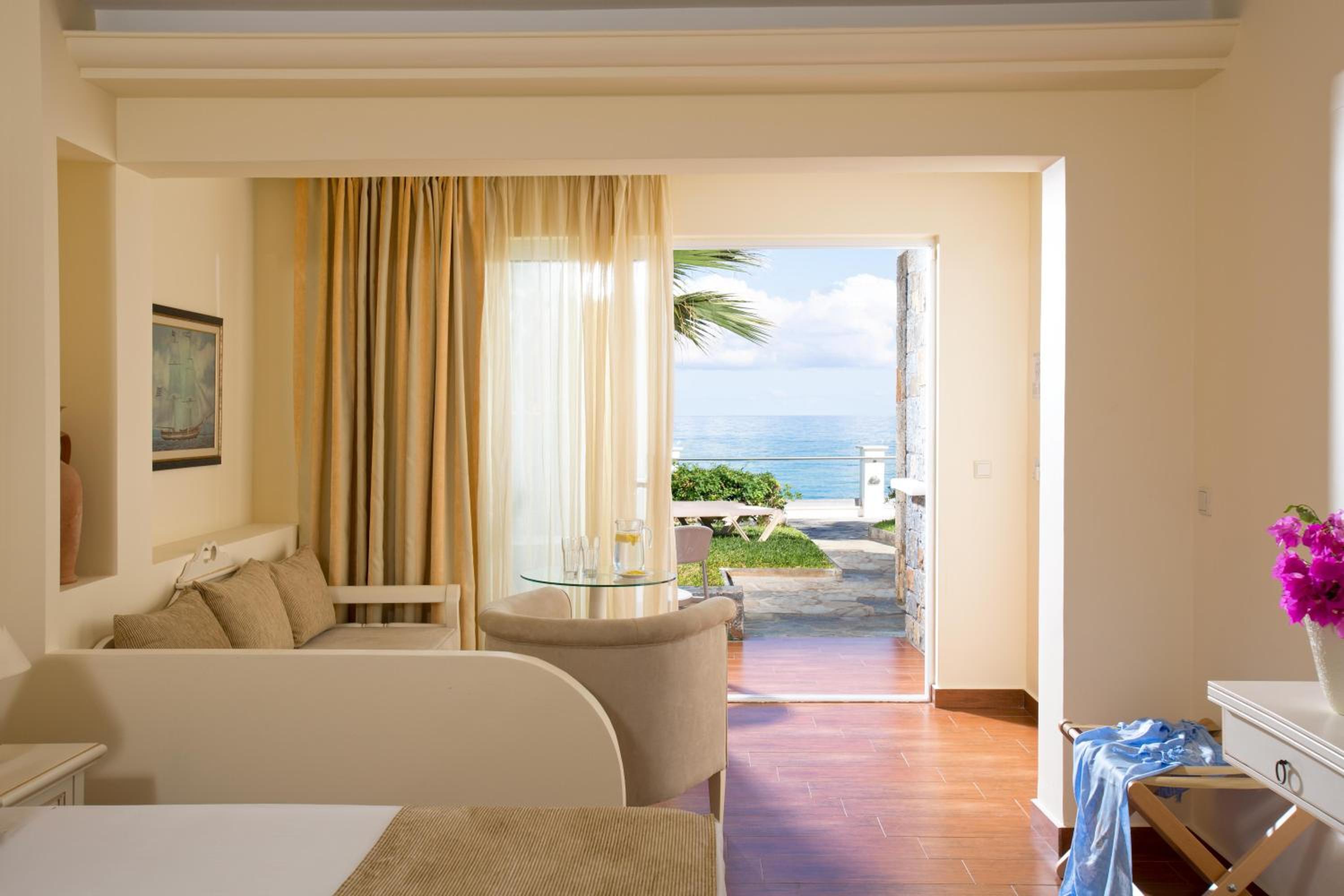 Junior Suite Beach Front with own Garden - Photo 2