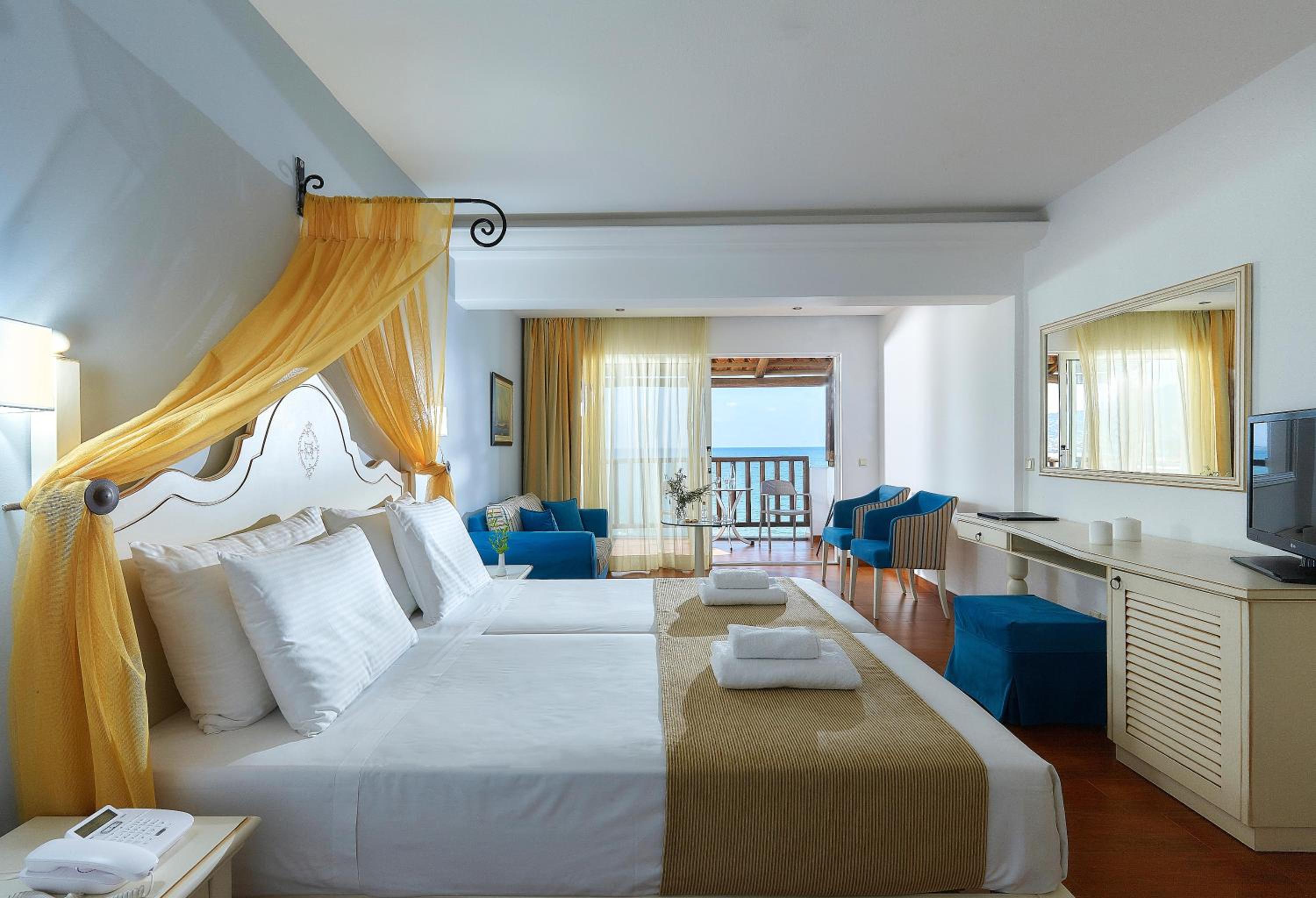 Premium Suite, 2 Rooms Beach Front - Photo 2