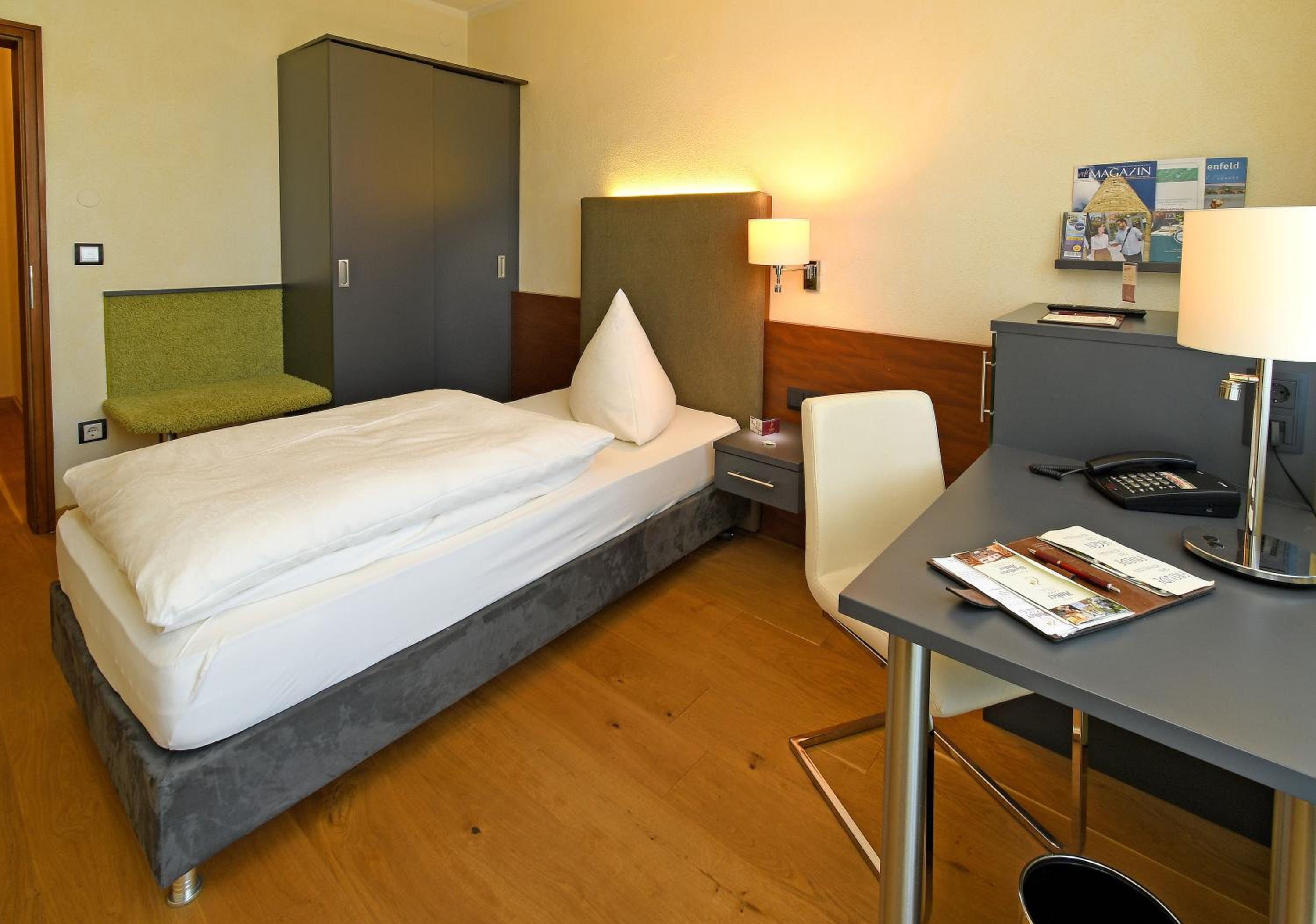 Standard Single Room