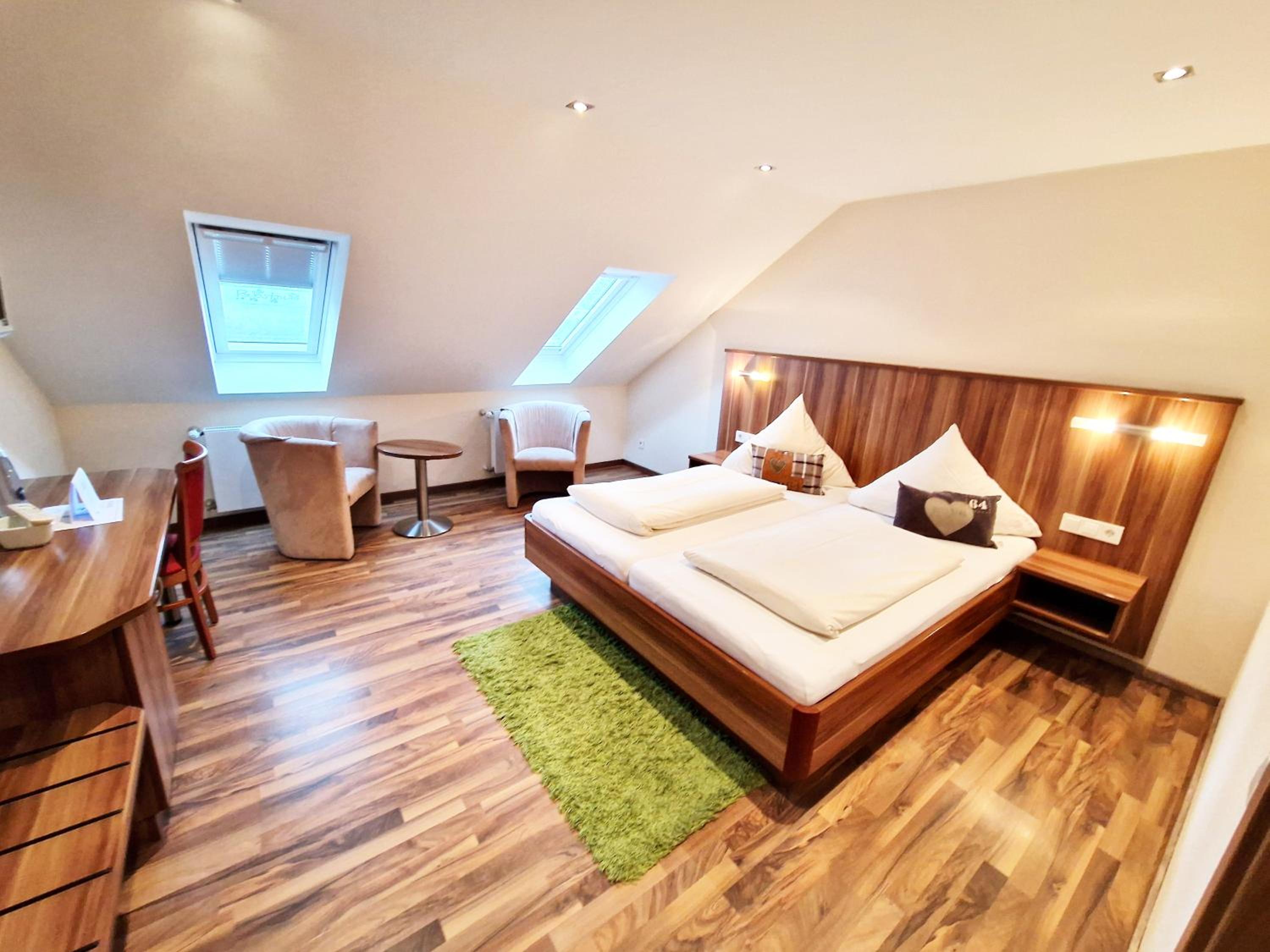Deluxe Double Room photo 3