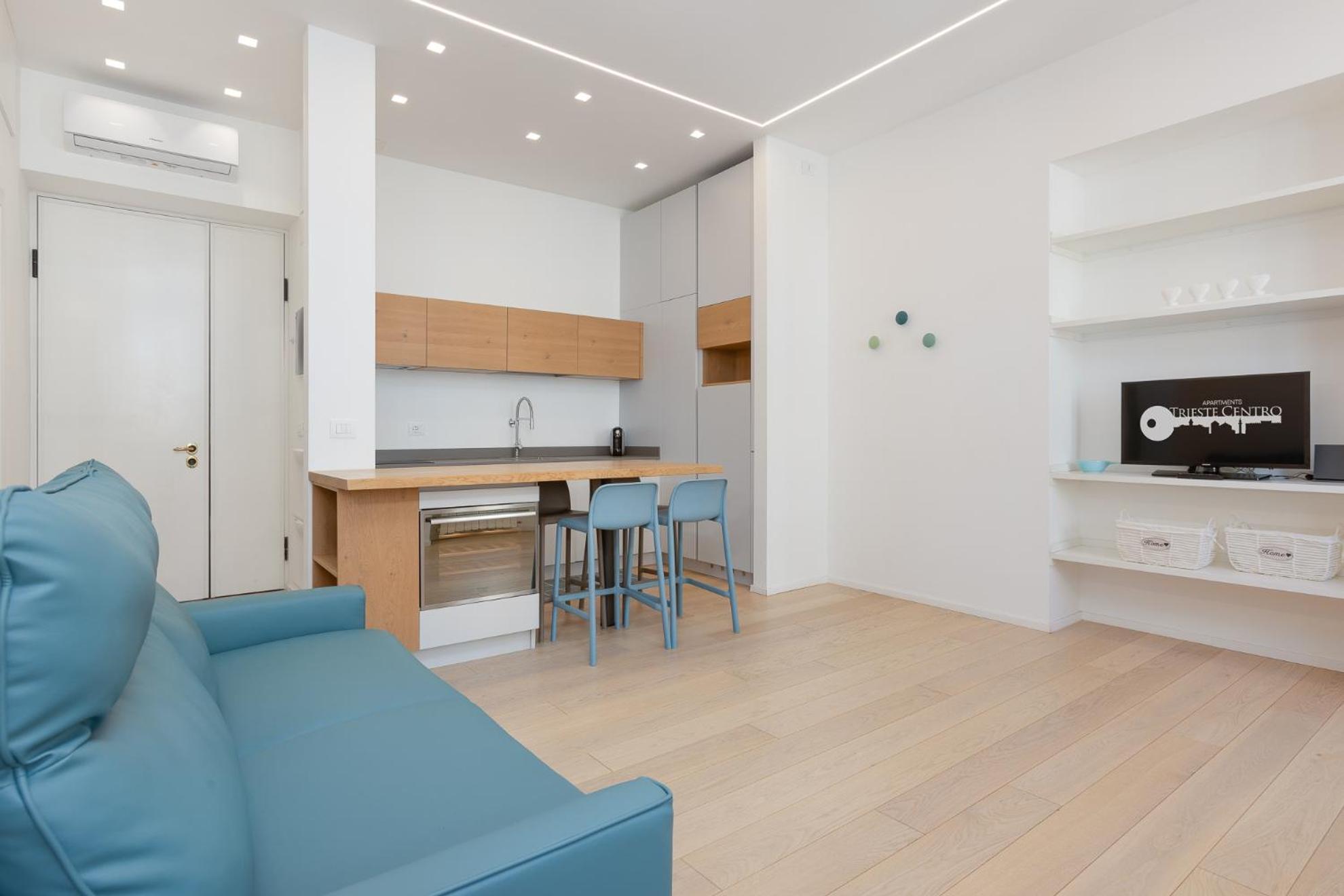 One-Bedroom Apartment