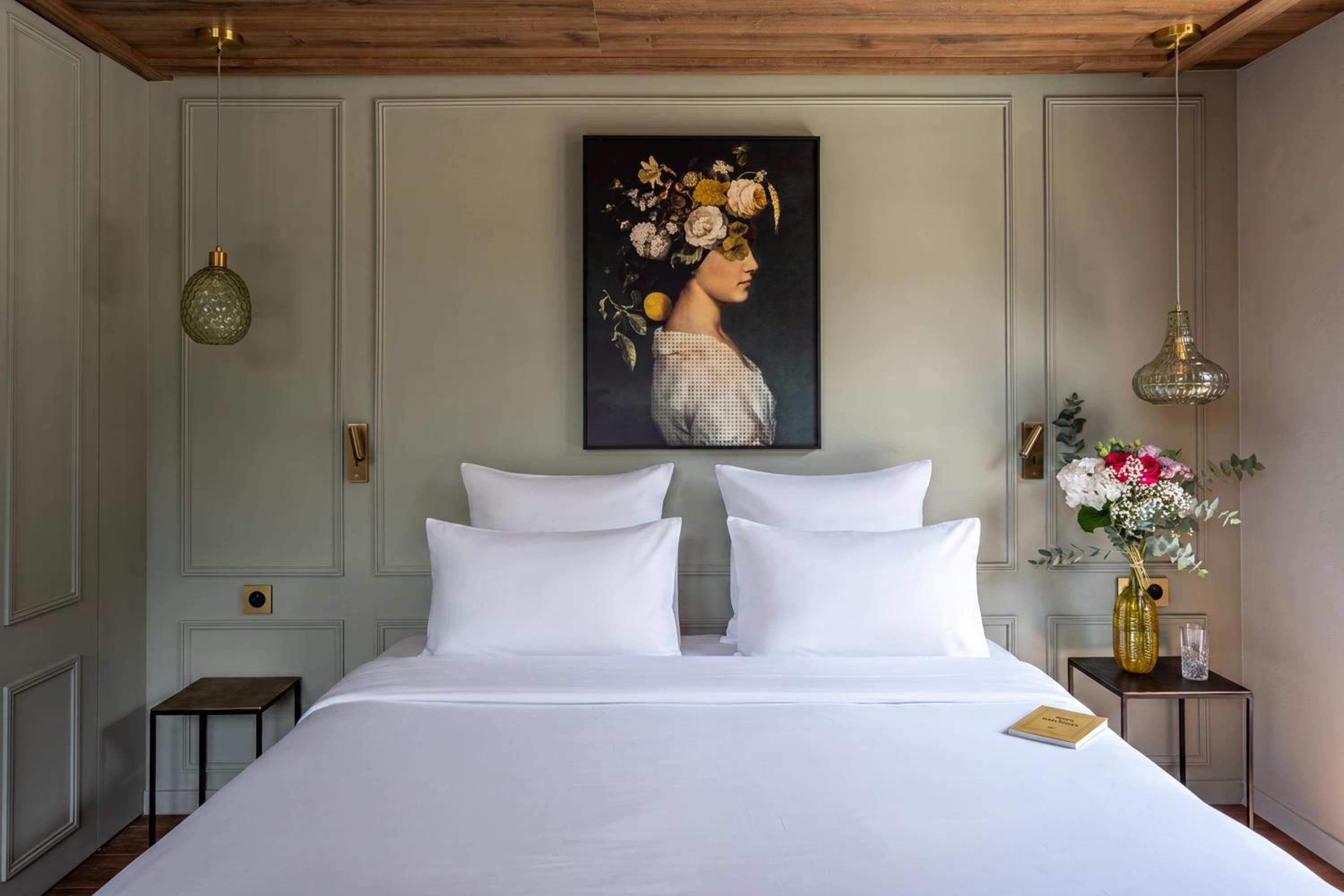 Deluxe Double Room with Shower
