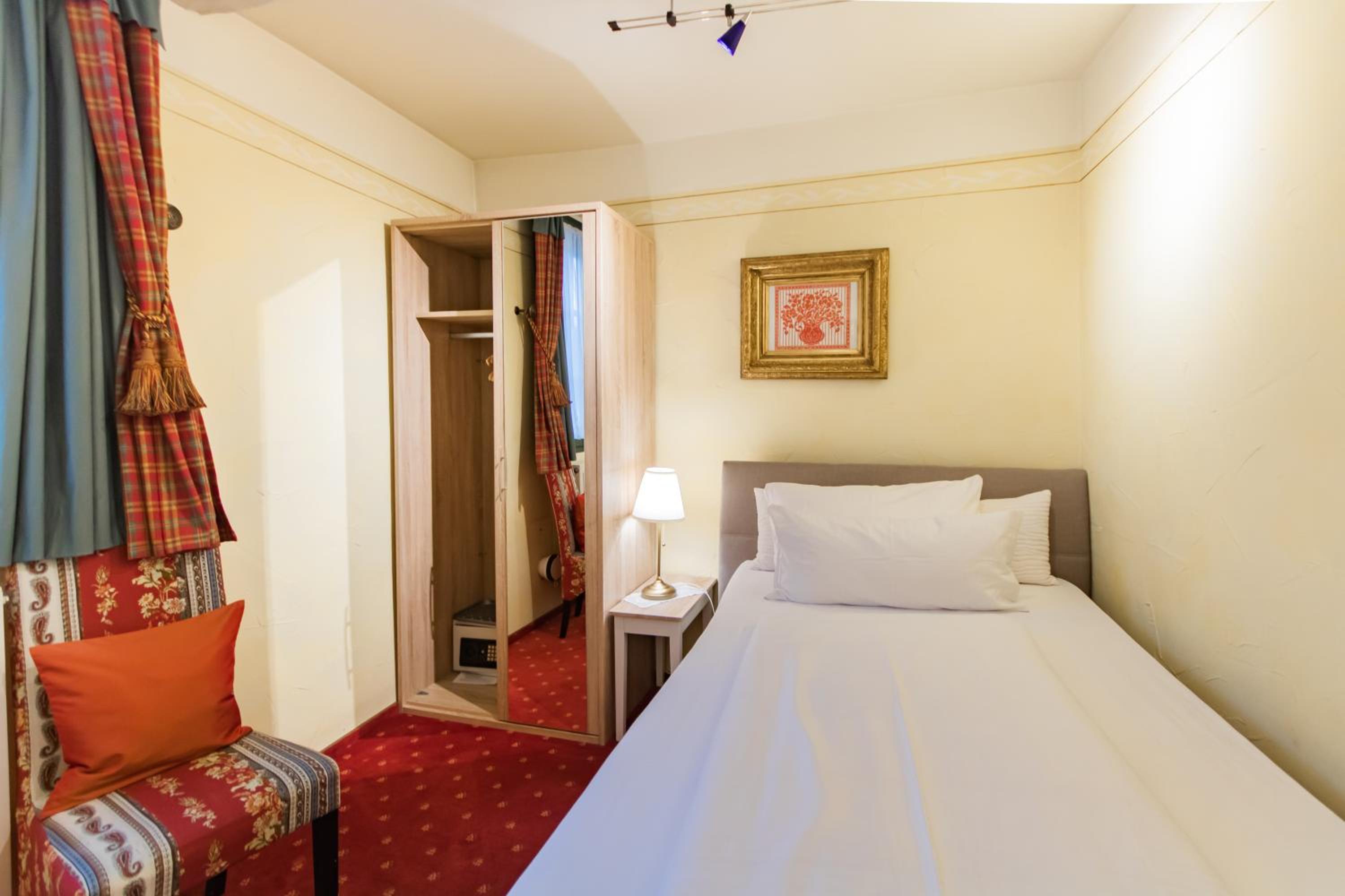 Single Room