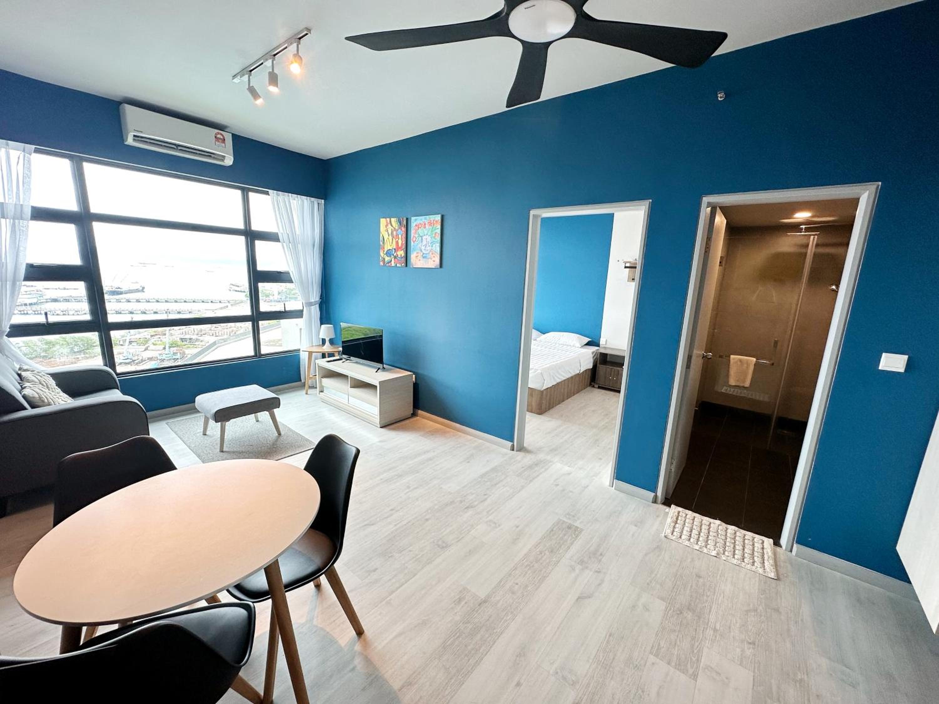 Family Room with Sea View - Photo 11