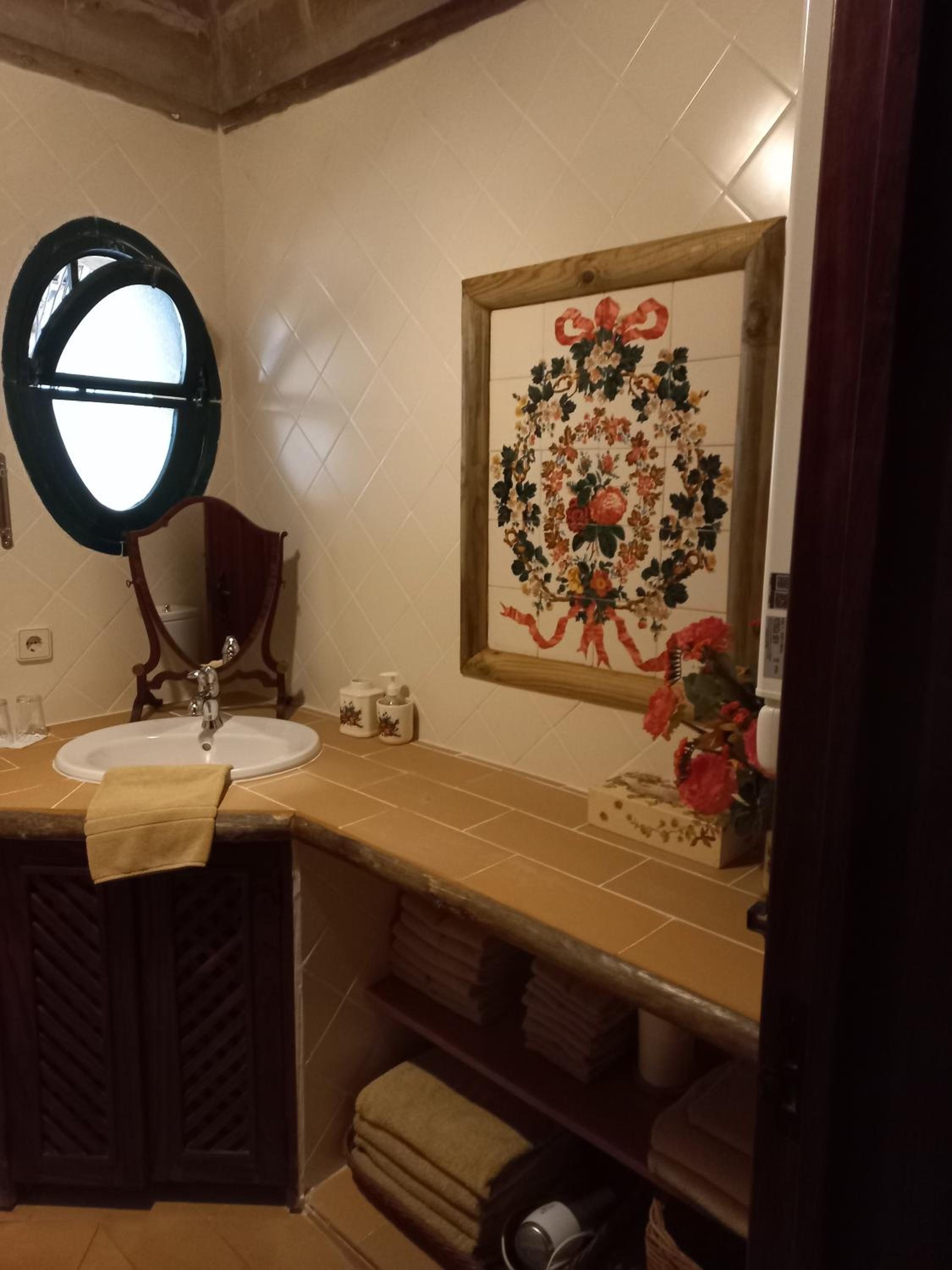Double Room with Private Bathroom photo 3