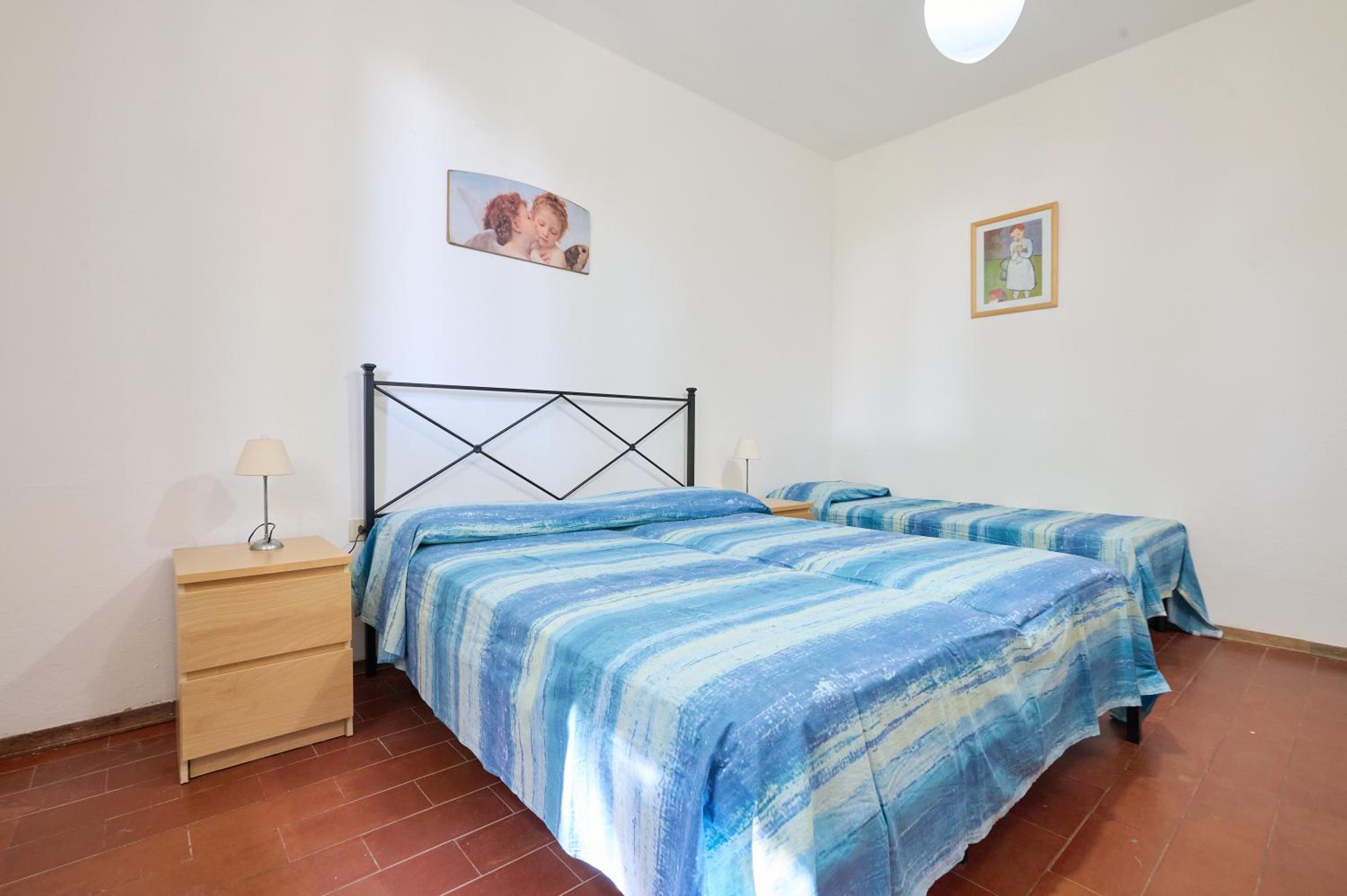 One-Bedroom Apartment with Garden View