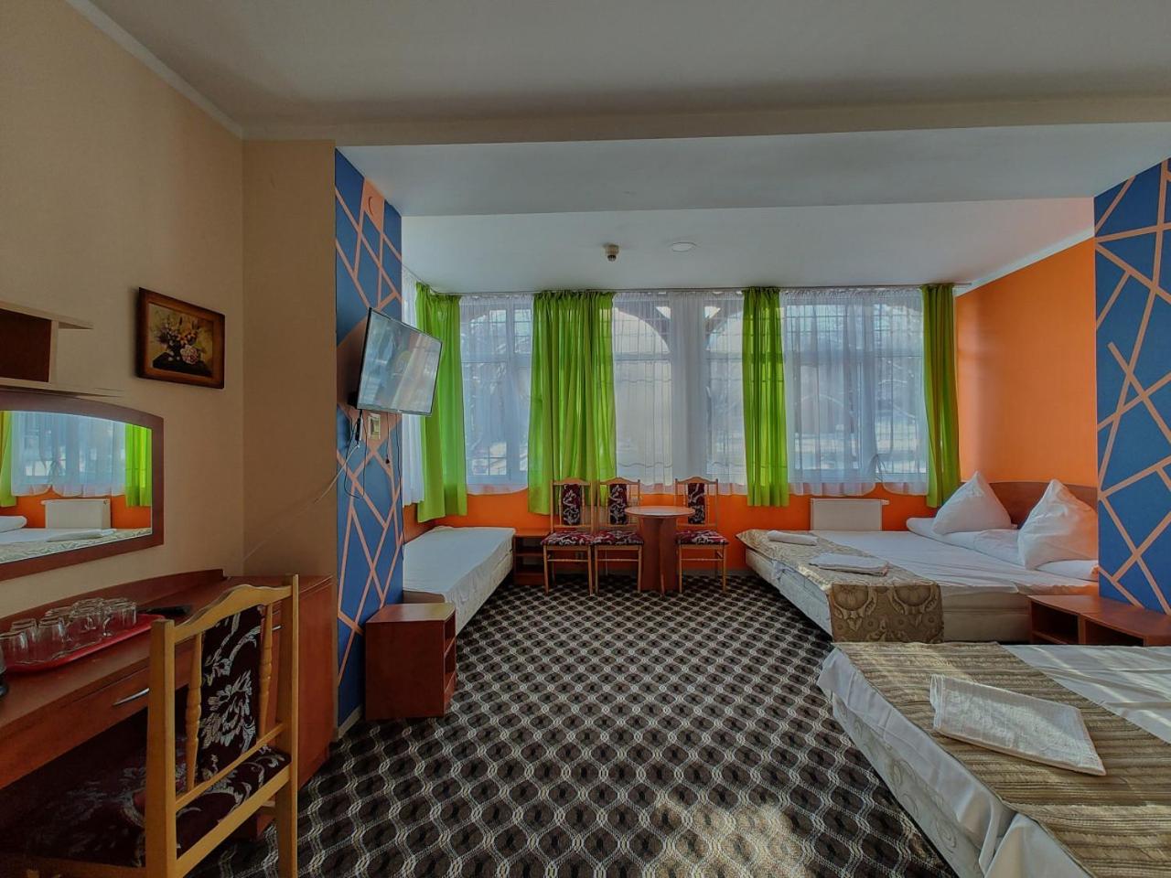 Quadruple Room - Photo 4