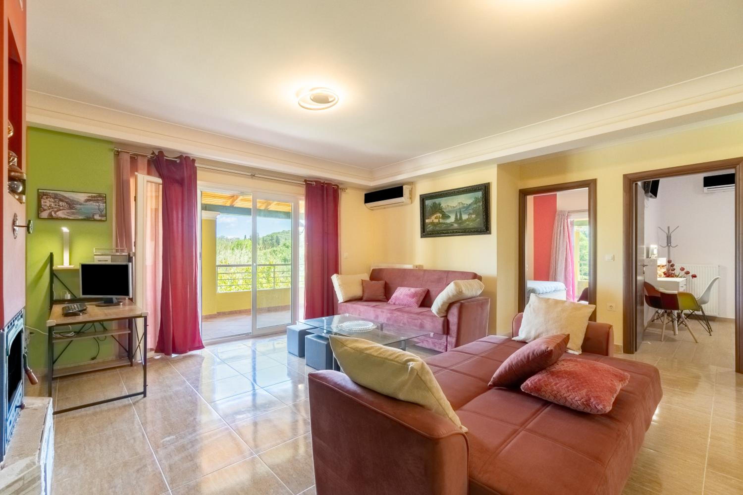 Two-Bedroom Deluxe Apartment with Garden View photo 1