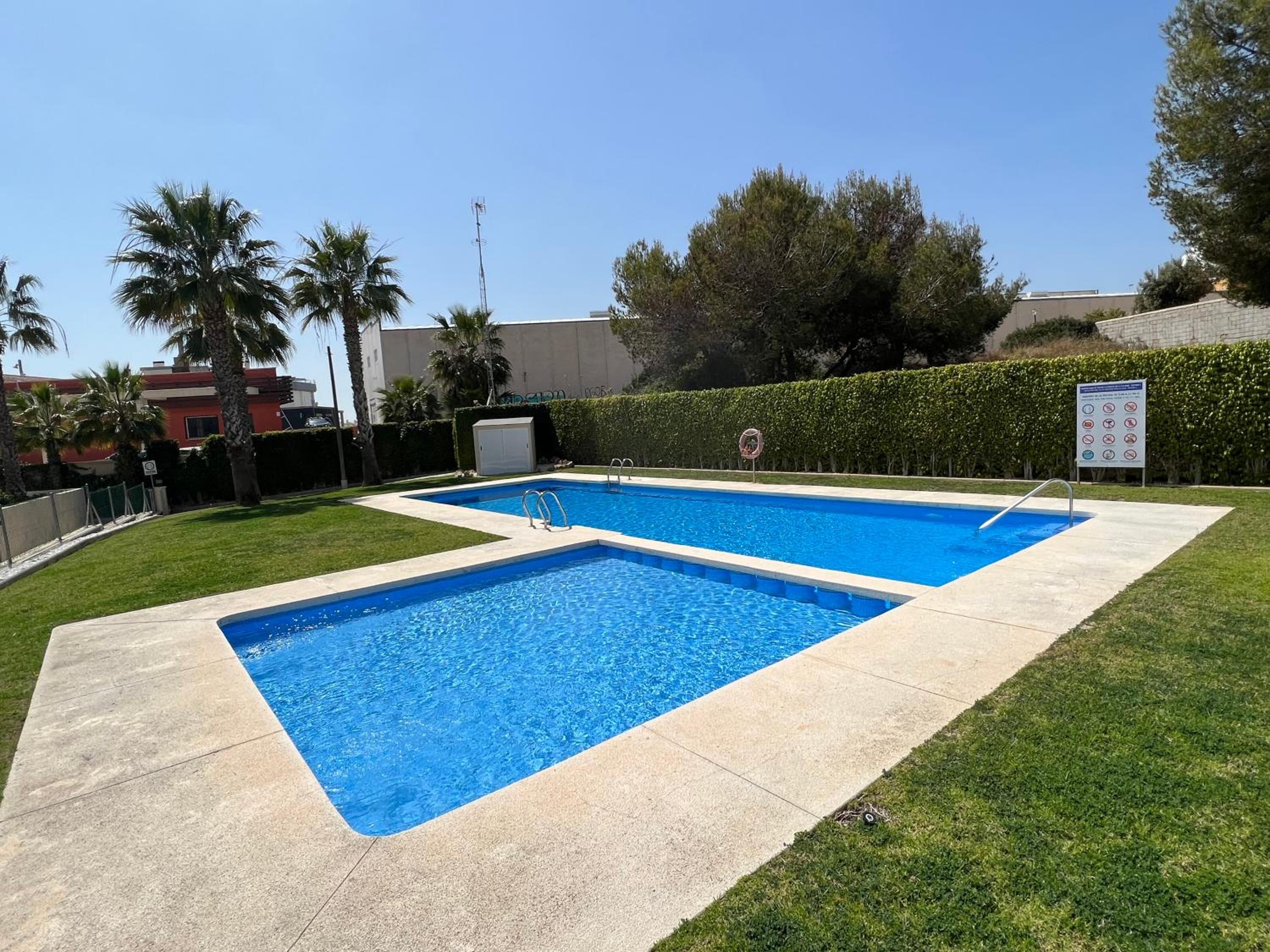 Three-Bedroom Villa photo 3