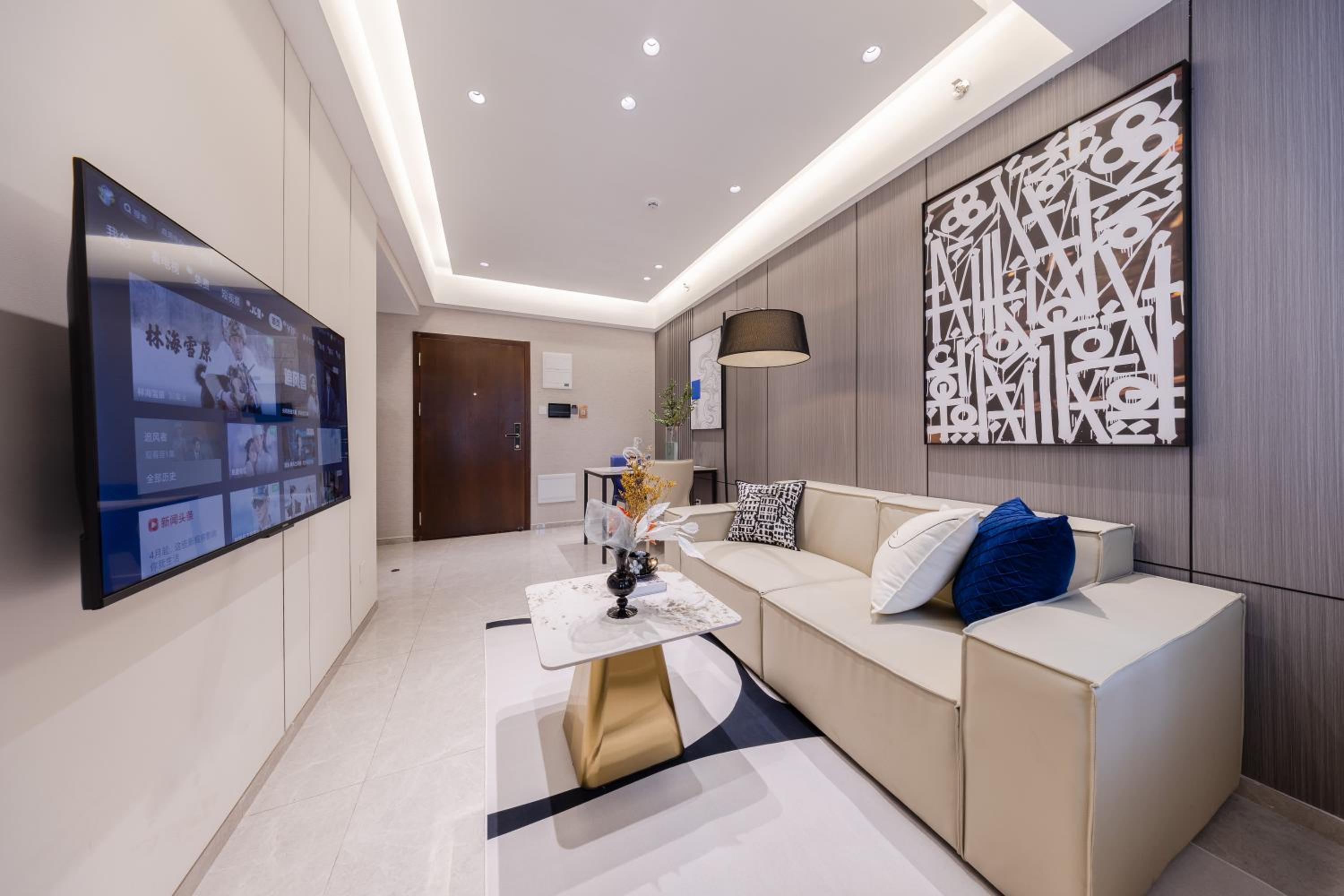Superior One-Bedroom Suite