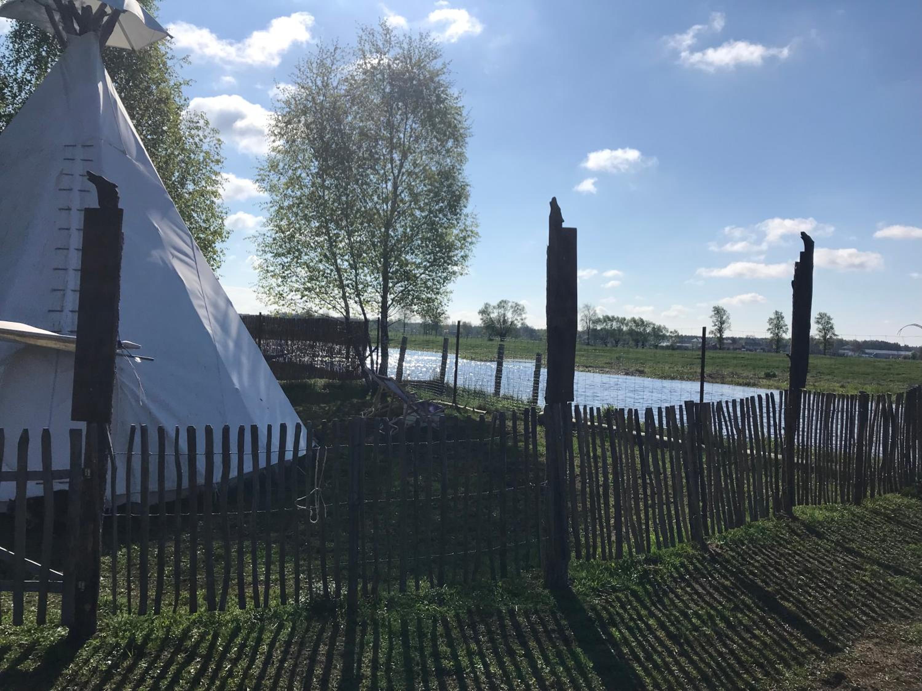 Tent - Photo 8