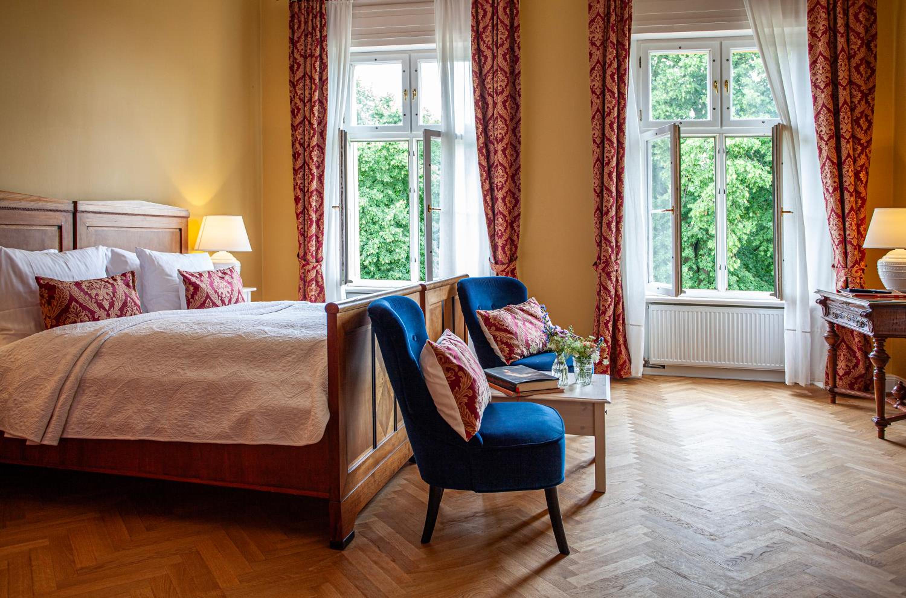 Deluxe Double Room photo 2