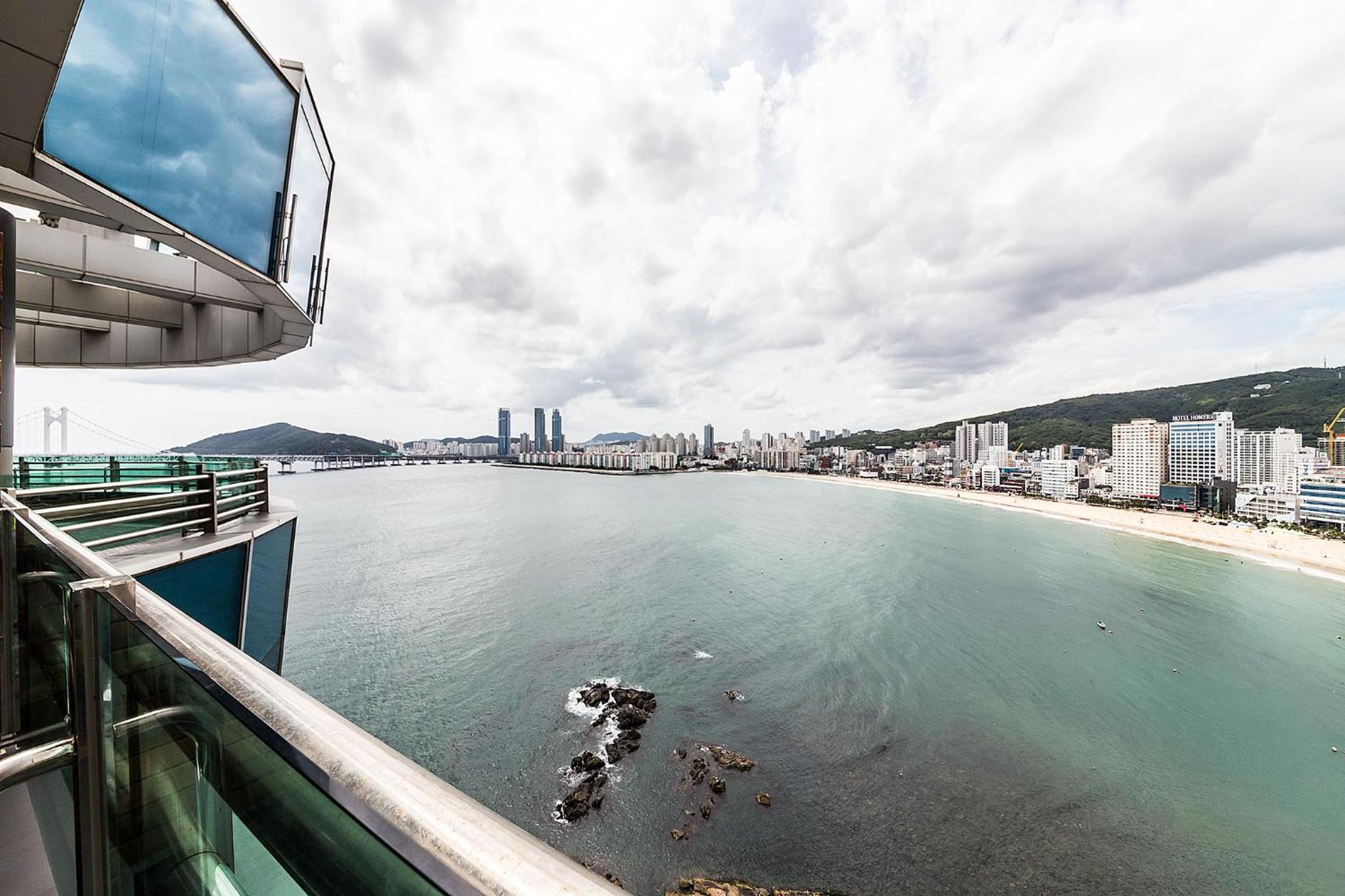 Deluxe Double Room with Side Sea View photo 3