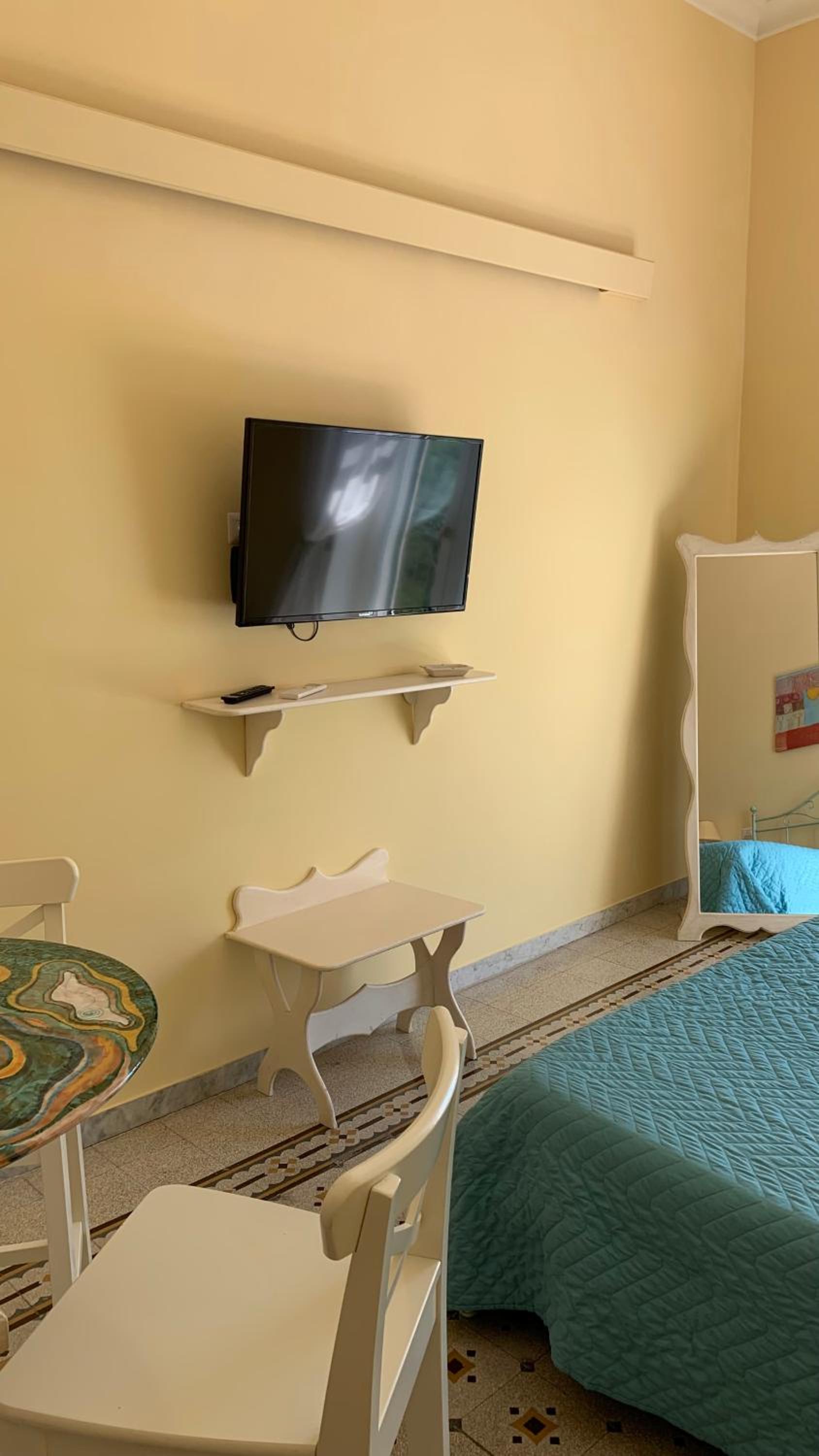 Deluxe Double Room with Sea View photo 3