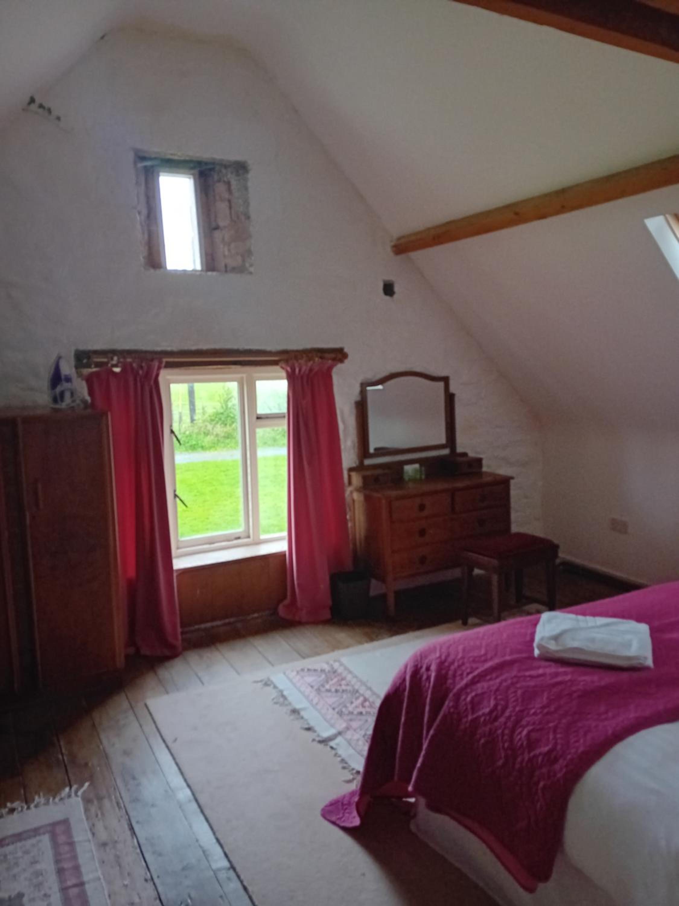 Four-Bedroom House photo 1