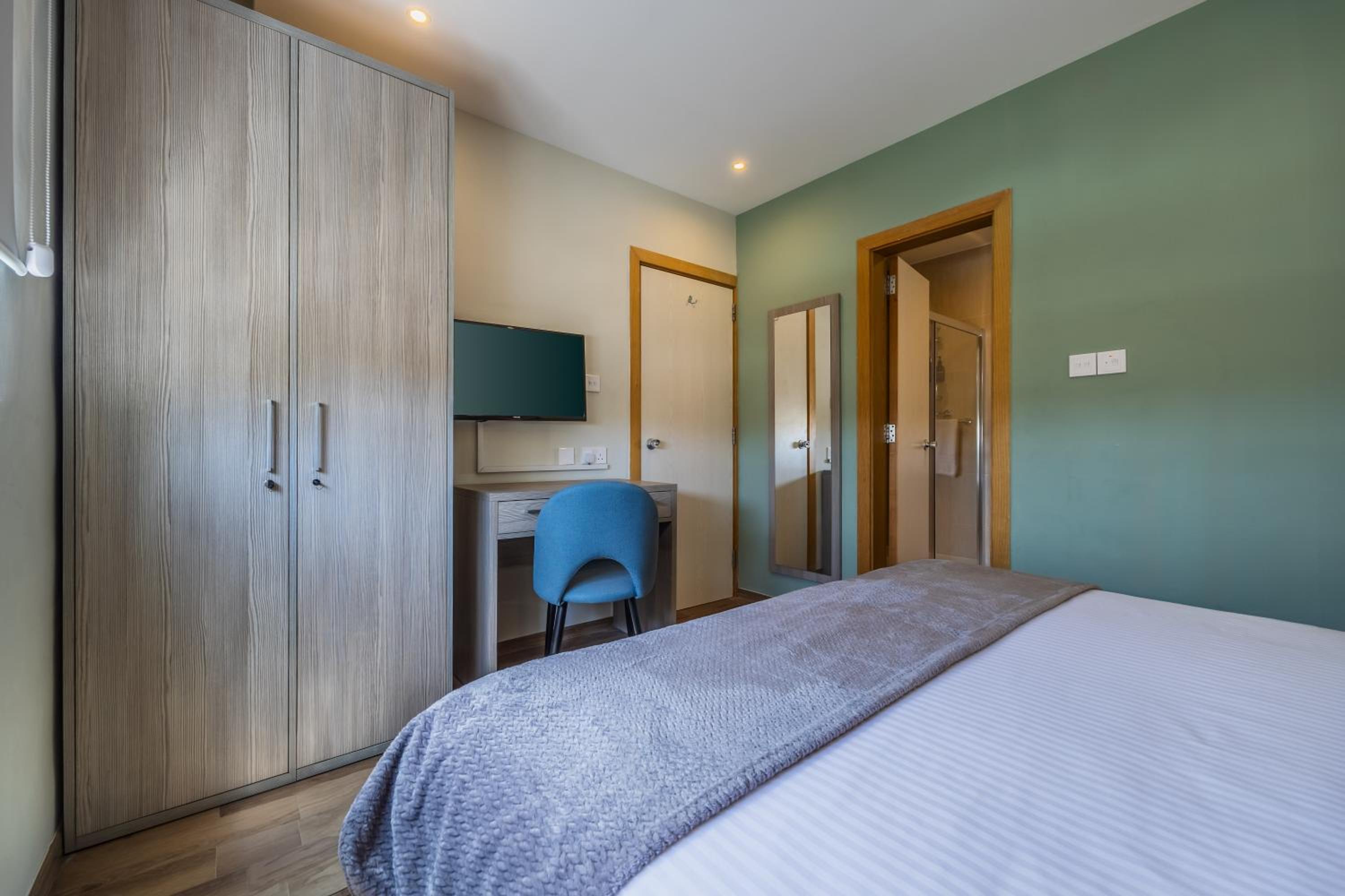 Standard Double or Twin Room photo 3
