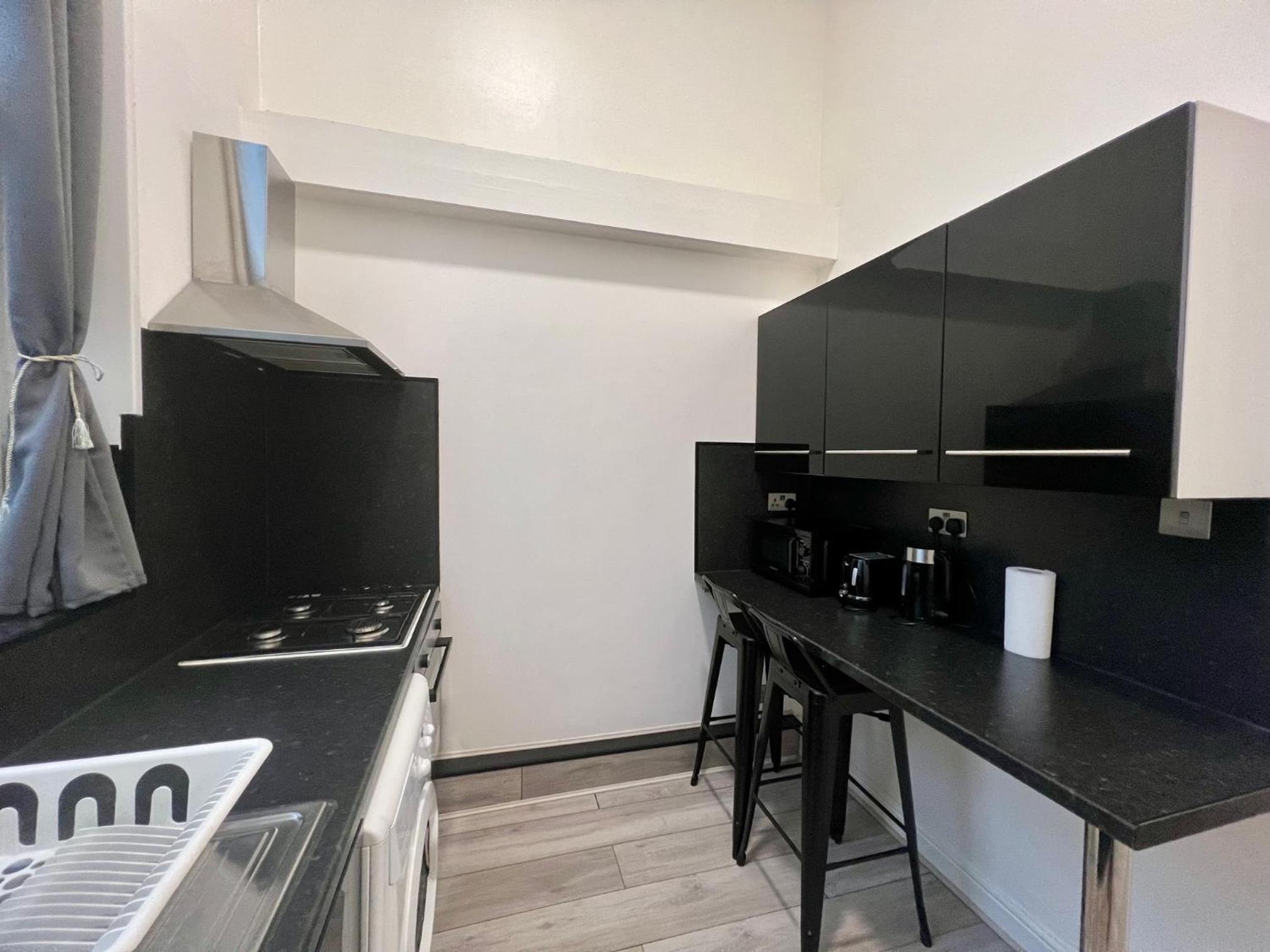 Apartment - Ground Floor photo 3