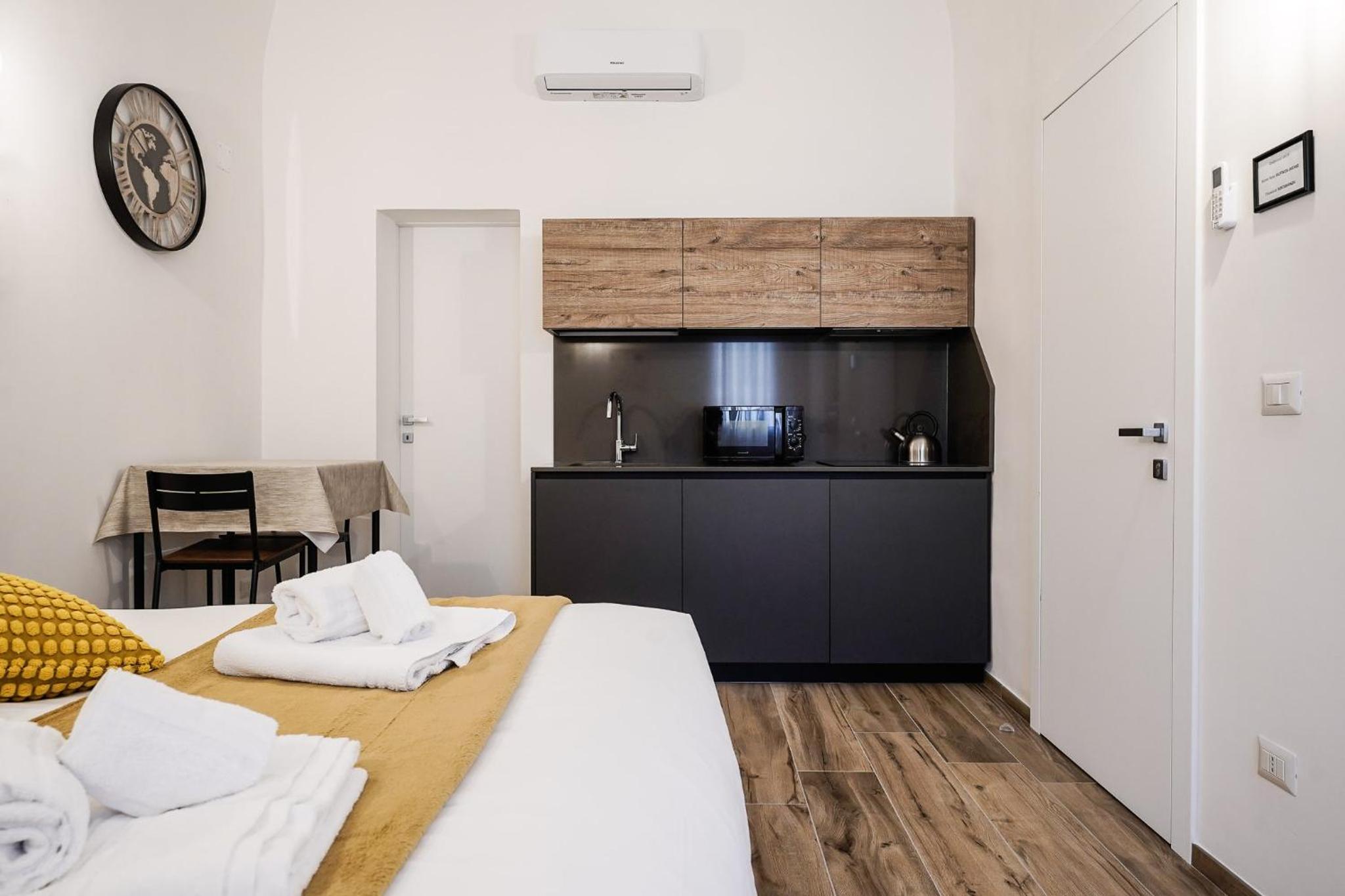 Studio Apartment