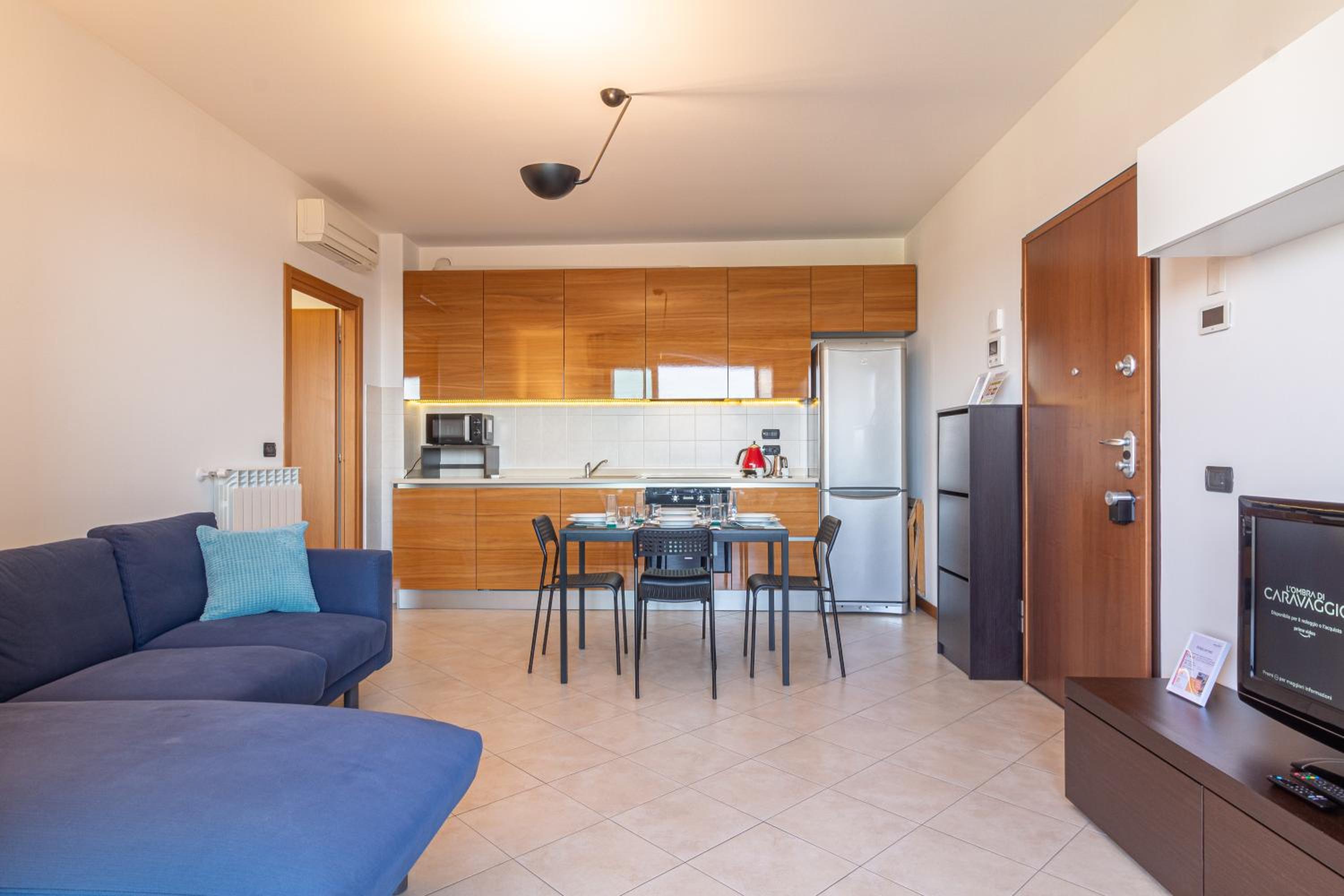 Apartment photo 2