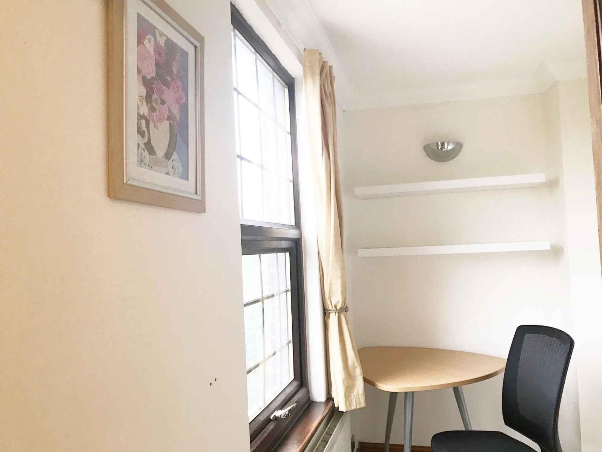 Deluxe Double Room With Shower photo 2