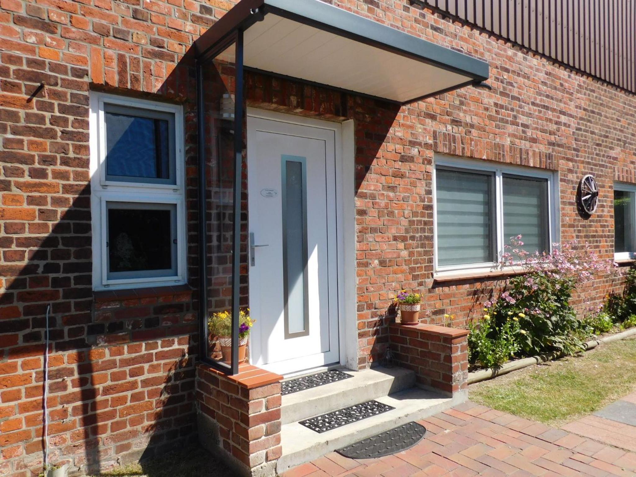 Two-Bedroom Apartment with Terrace photo 2