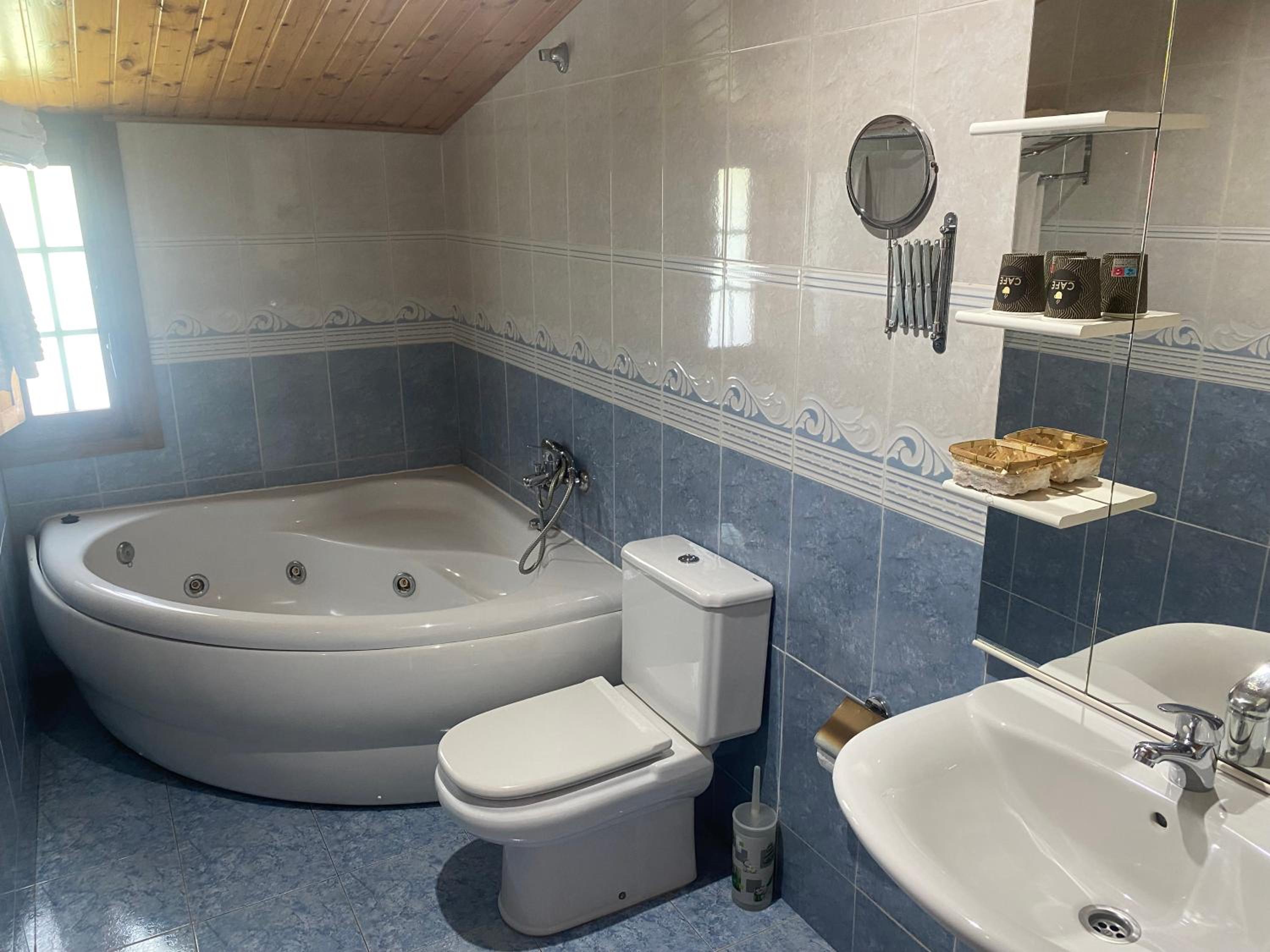 Double Room with Spa Bath