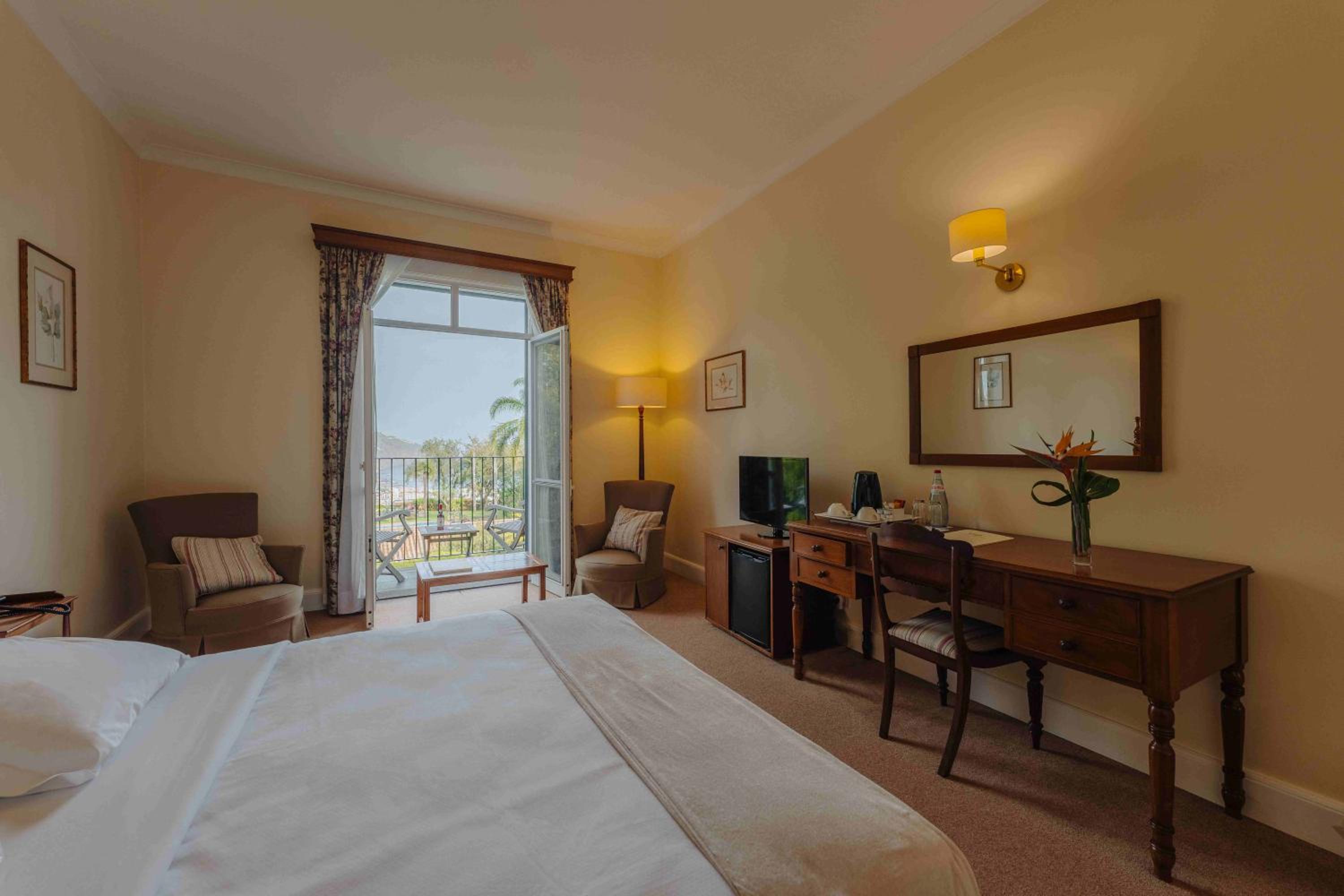 Superior Double or Twin Room with Balcony and Panoramic View - Photo 3
