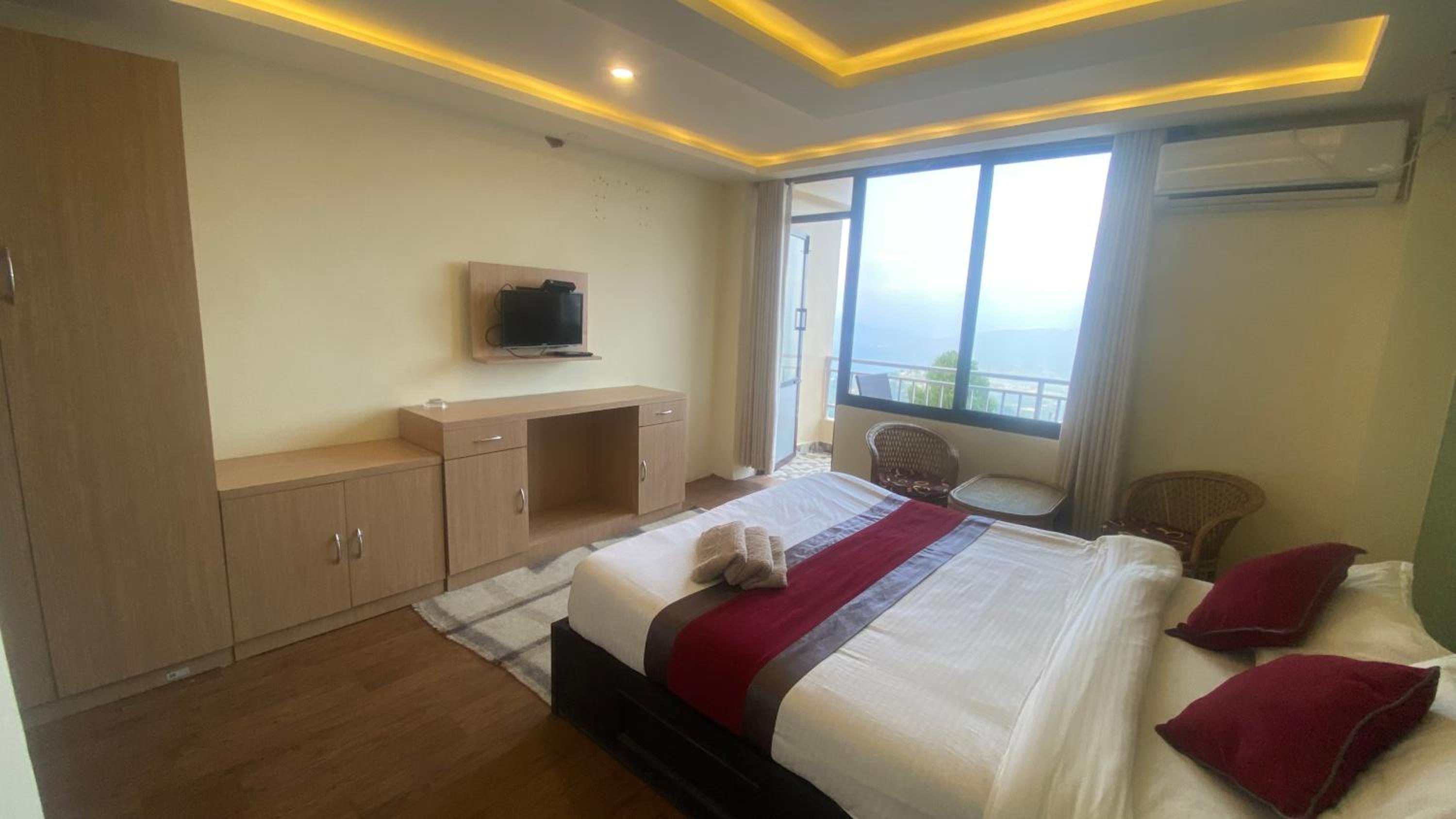 Deluxe Double Room photo 2