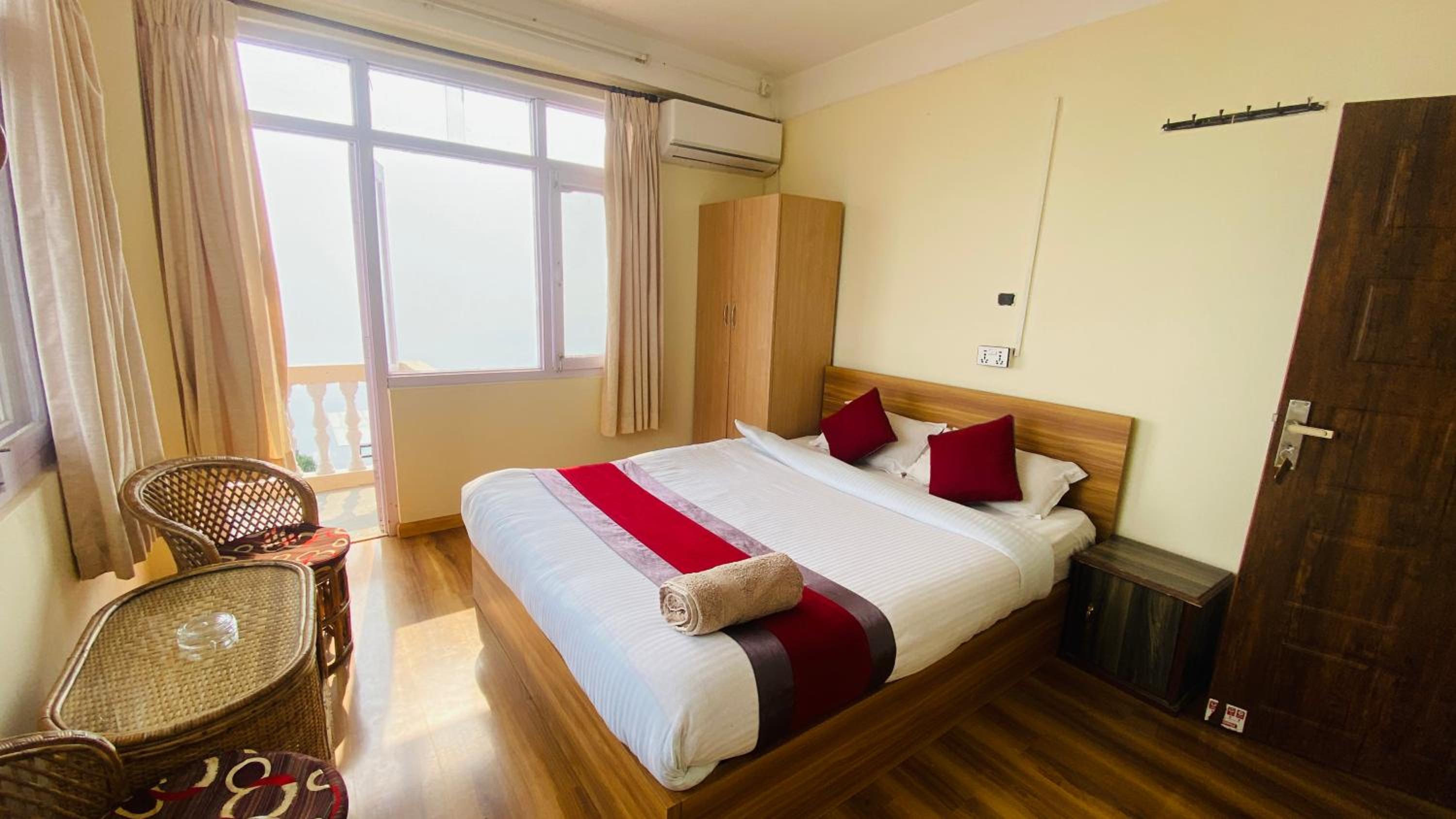 Standard Double Room photo 3