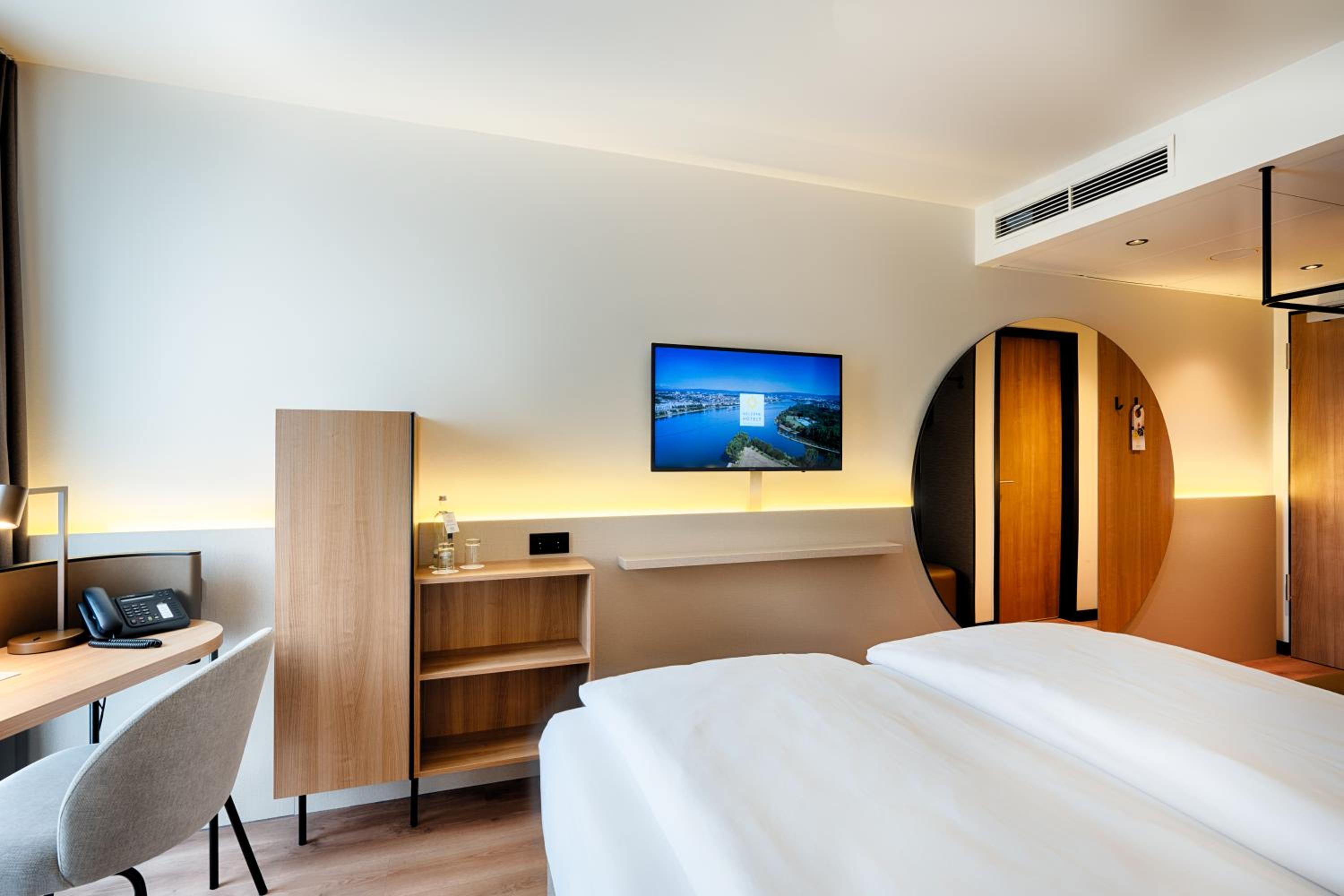 Deluxe Double Room photo 3
