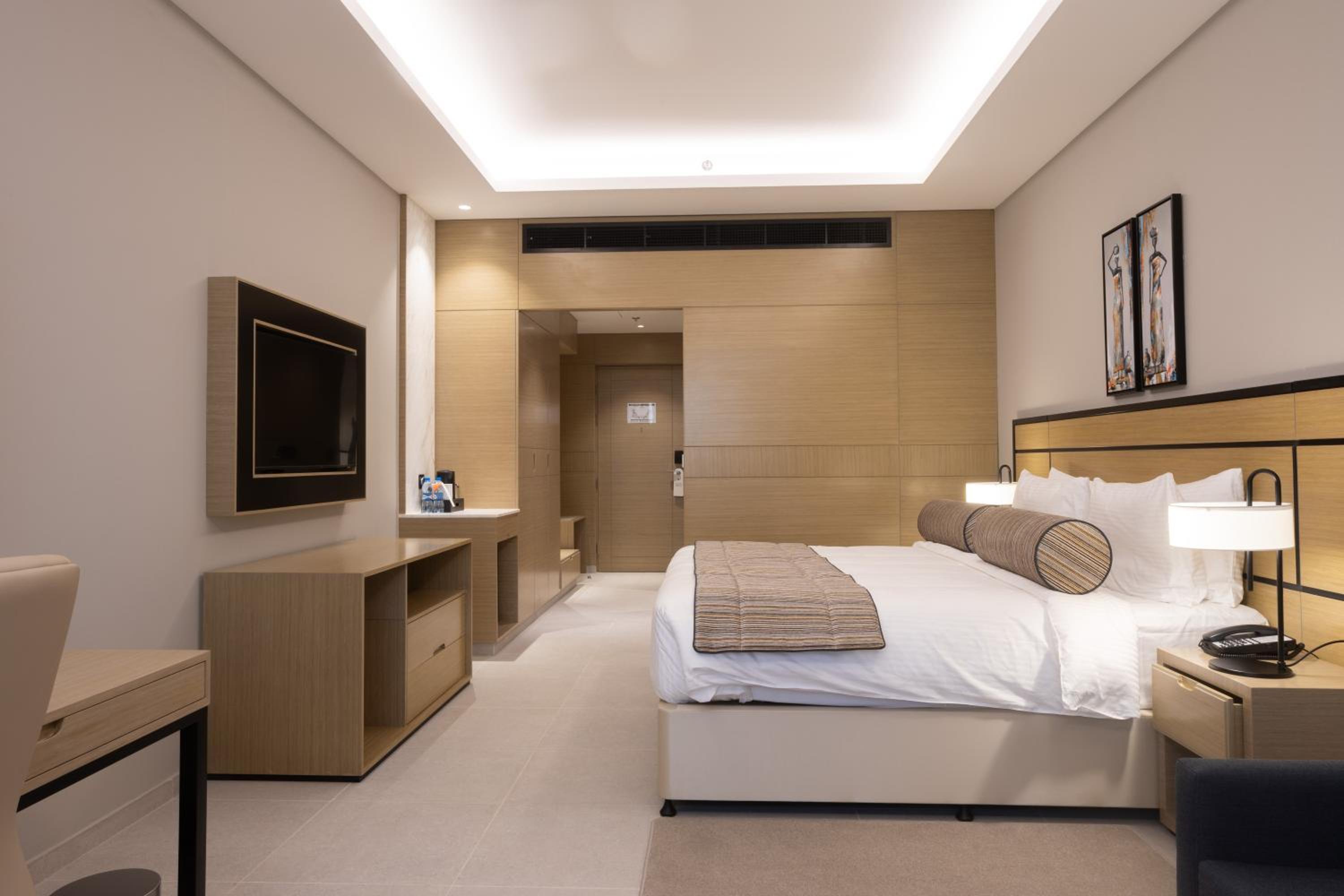 King Room with Balcony photo 3