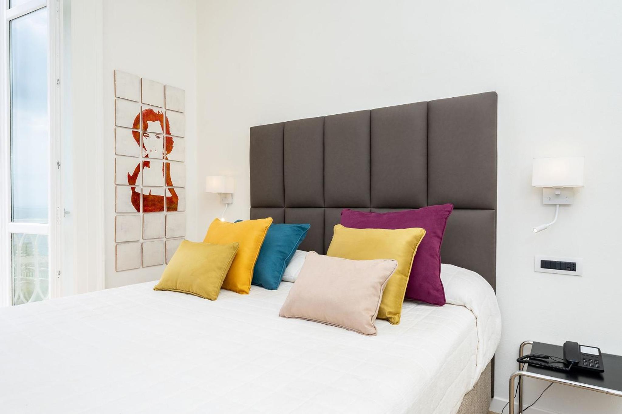 Superior Double Room with Sea View and Spa Bath - Photo 1