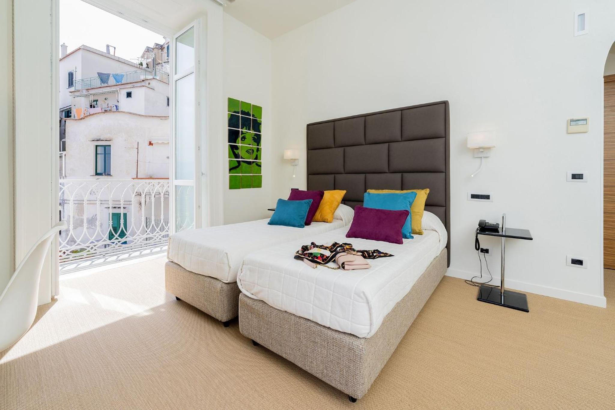 Superior Double Room with Sea View and Spa Bath - Photo 10