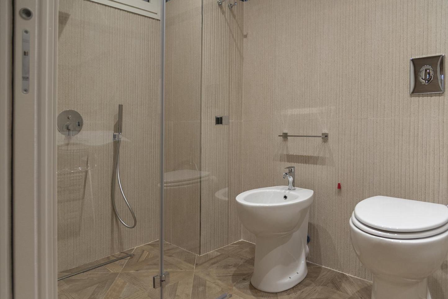 Double Room - Disability Access photo 2