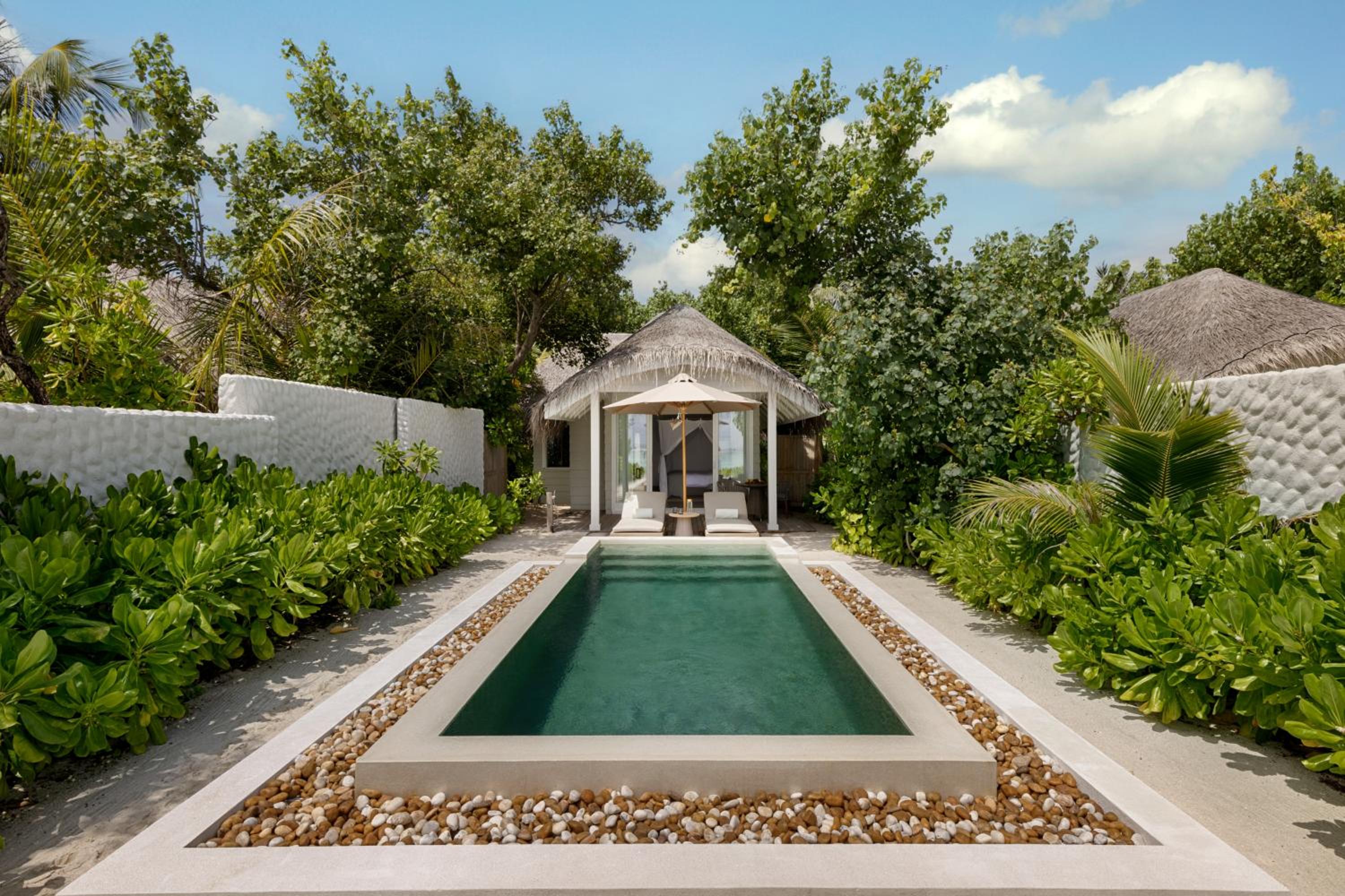 Beach Villa with Pool - Photo 2
