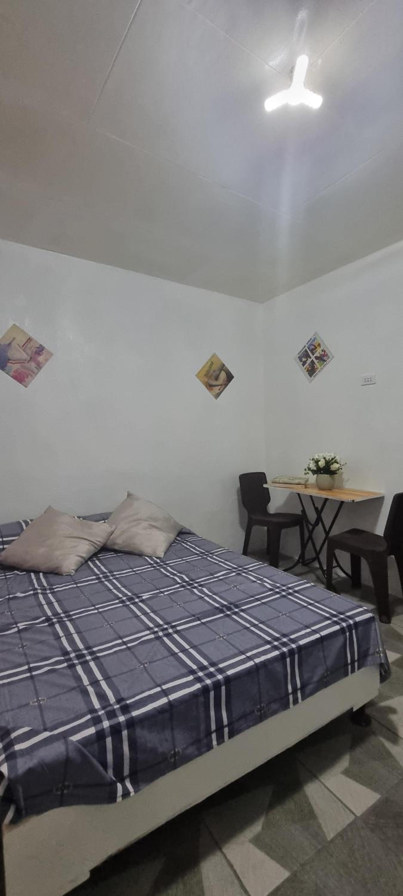 One-Bedroom House photo 2