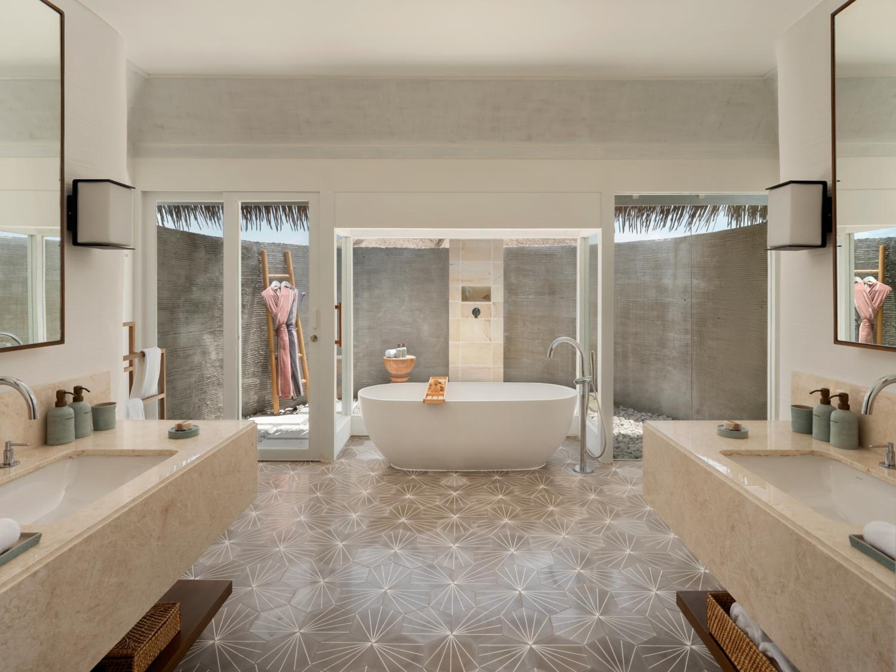 Two Bedroom Water Villa with Pool  - Photo 2