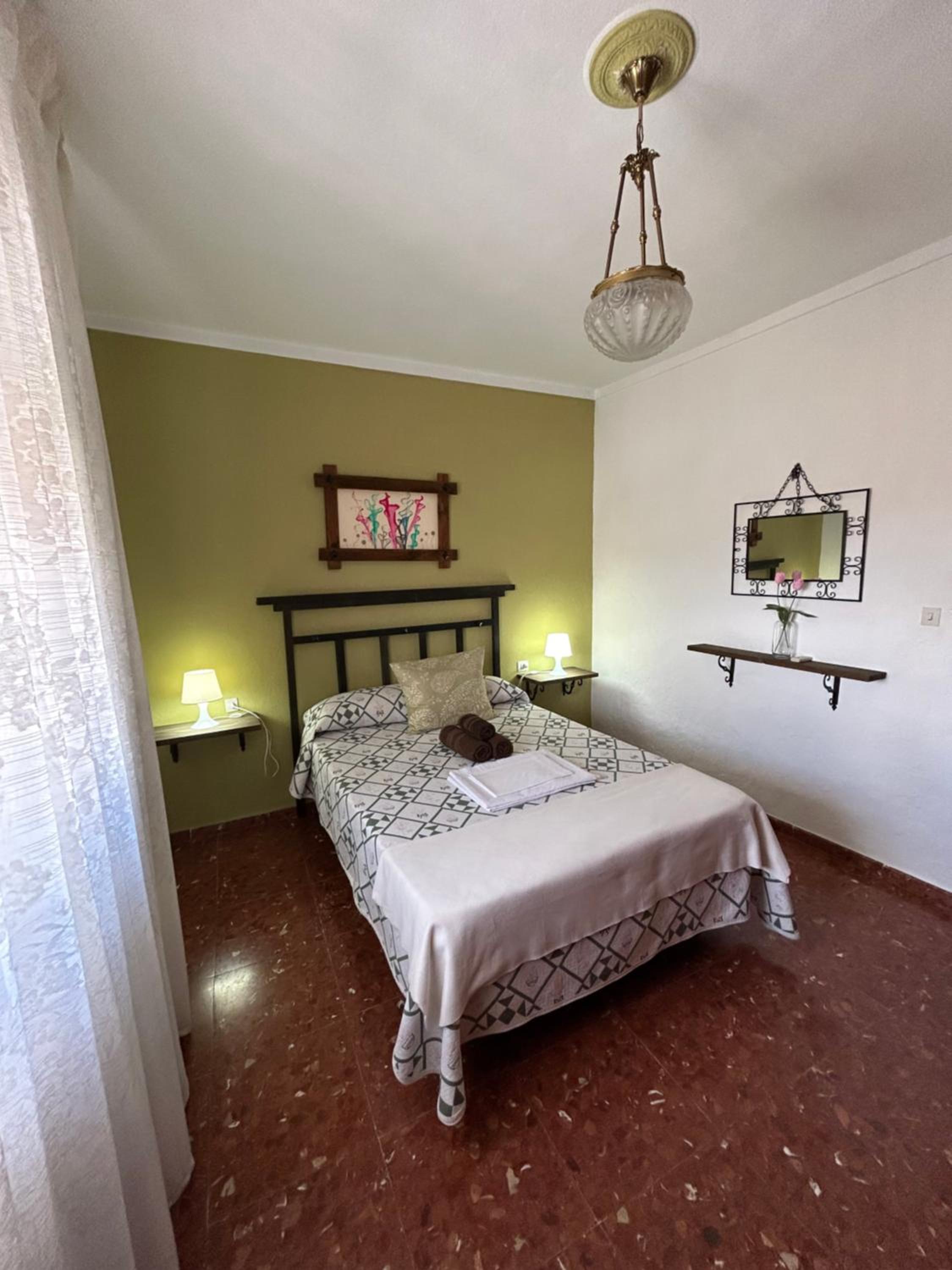 Three-Bedroom House - Photo 1