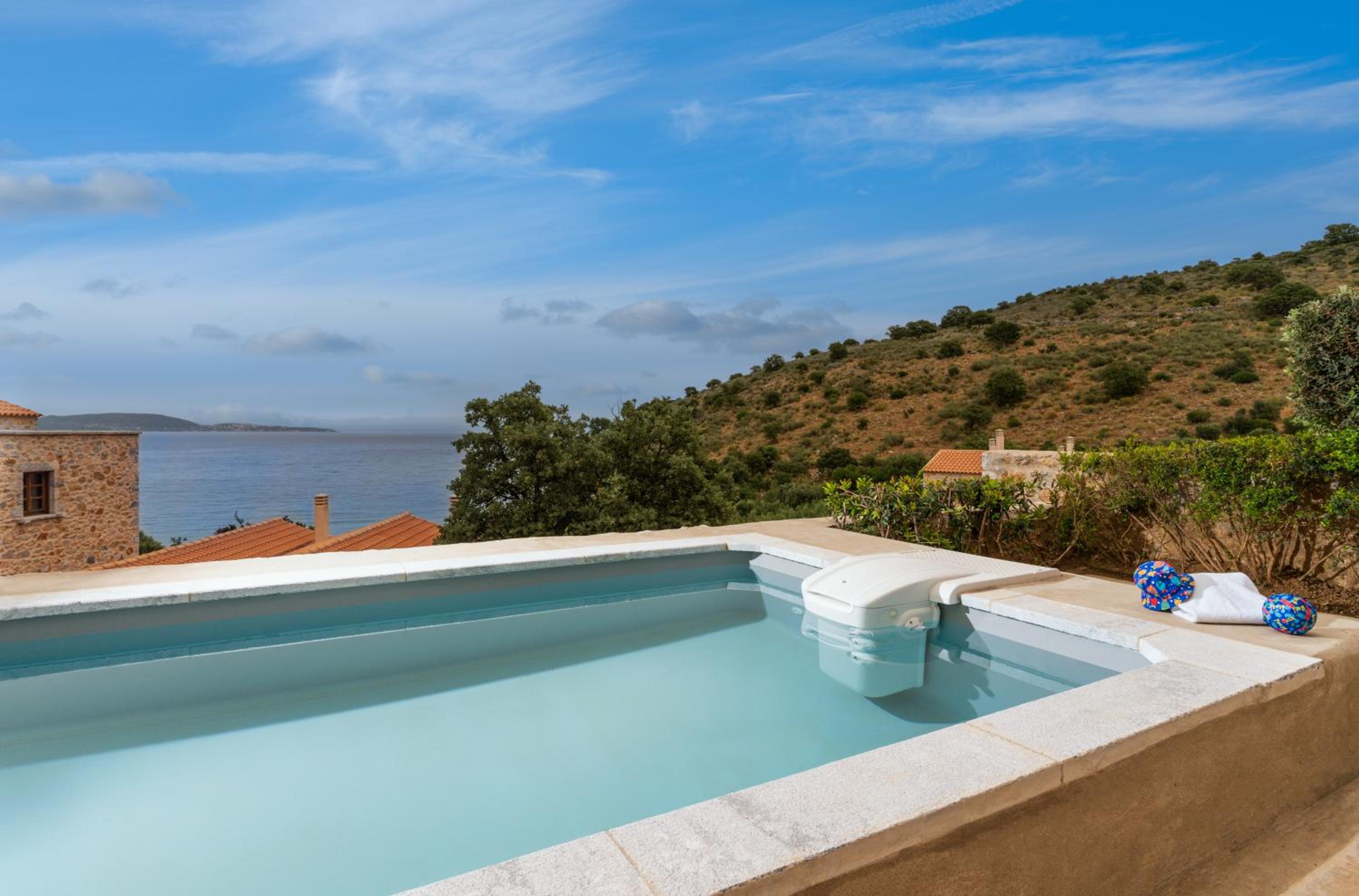 Private Pool Superior Suite Sea View - Photo 3