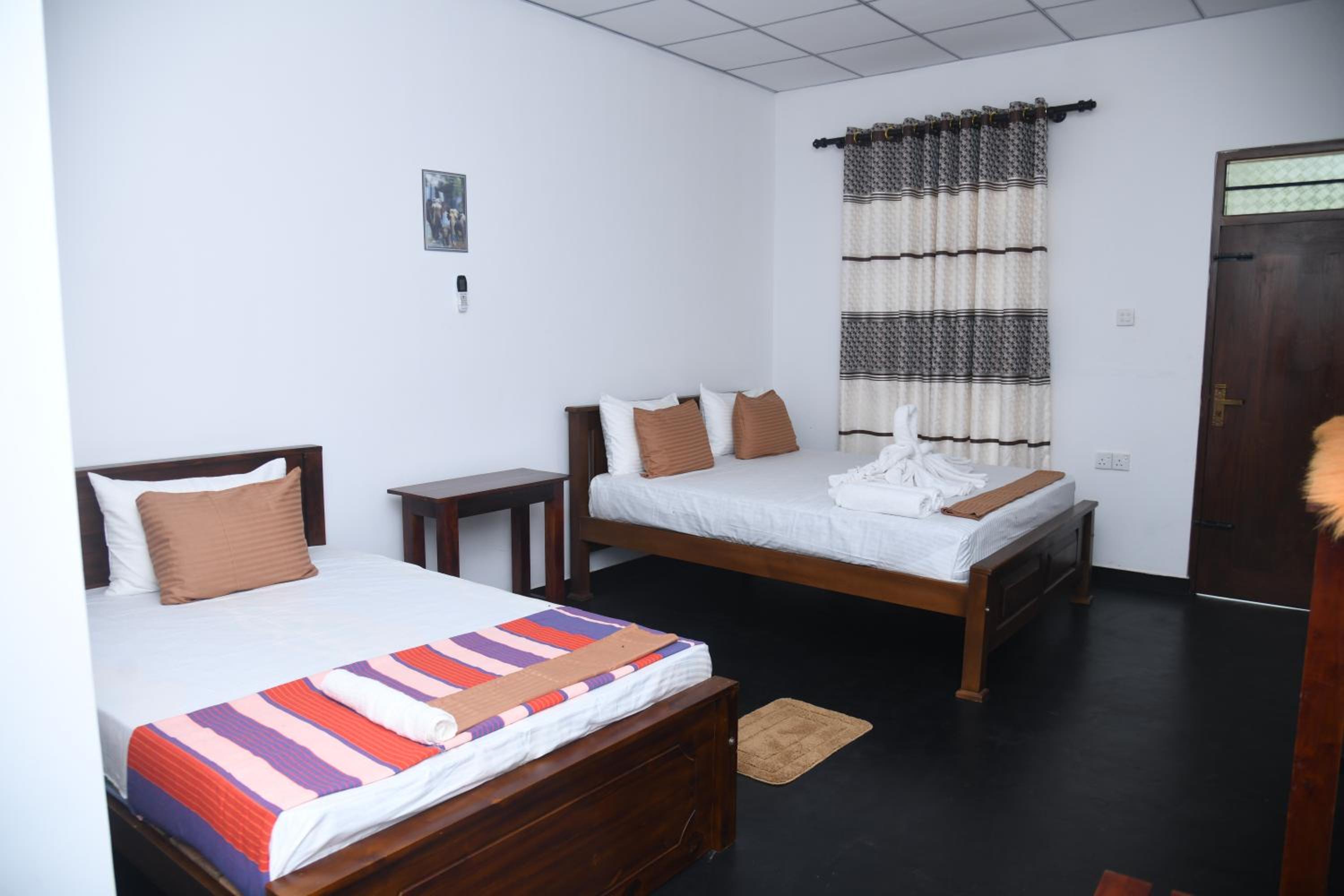 Comfort Triple Room with Shower photo 3