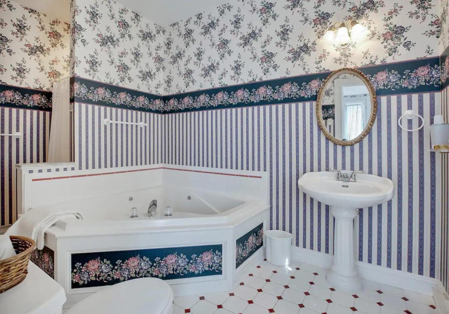 Four-Bedroom Vacation Home photo 2