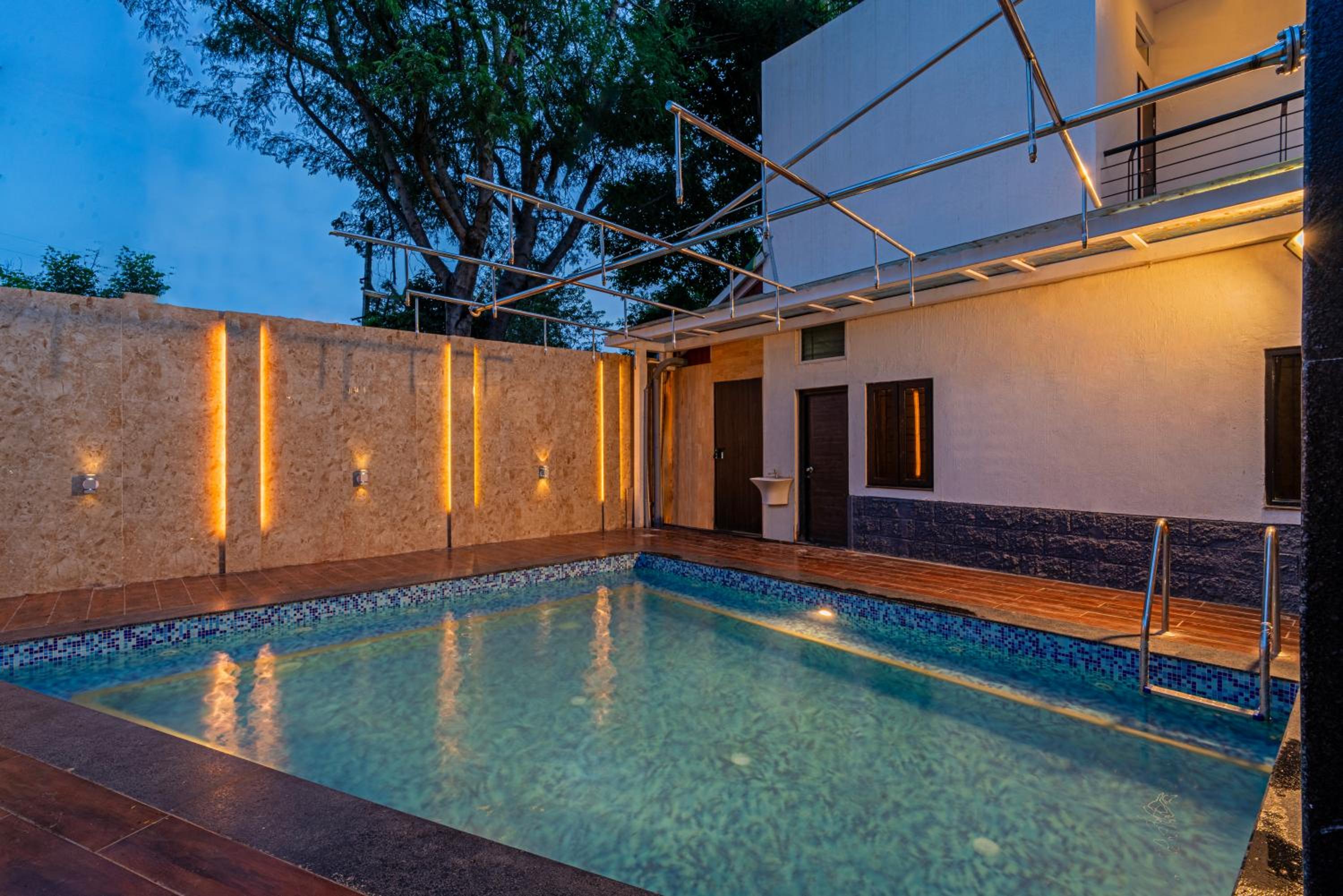 Luxury Triple Room photo 2