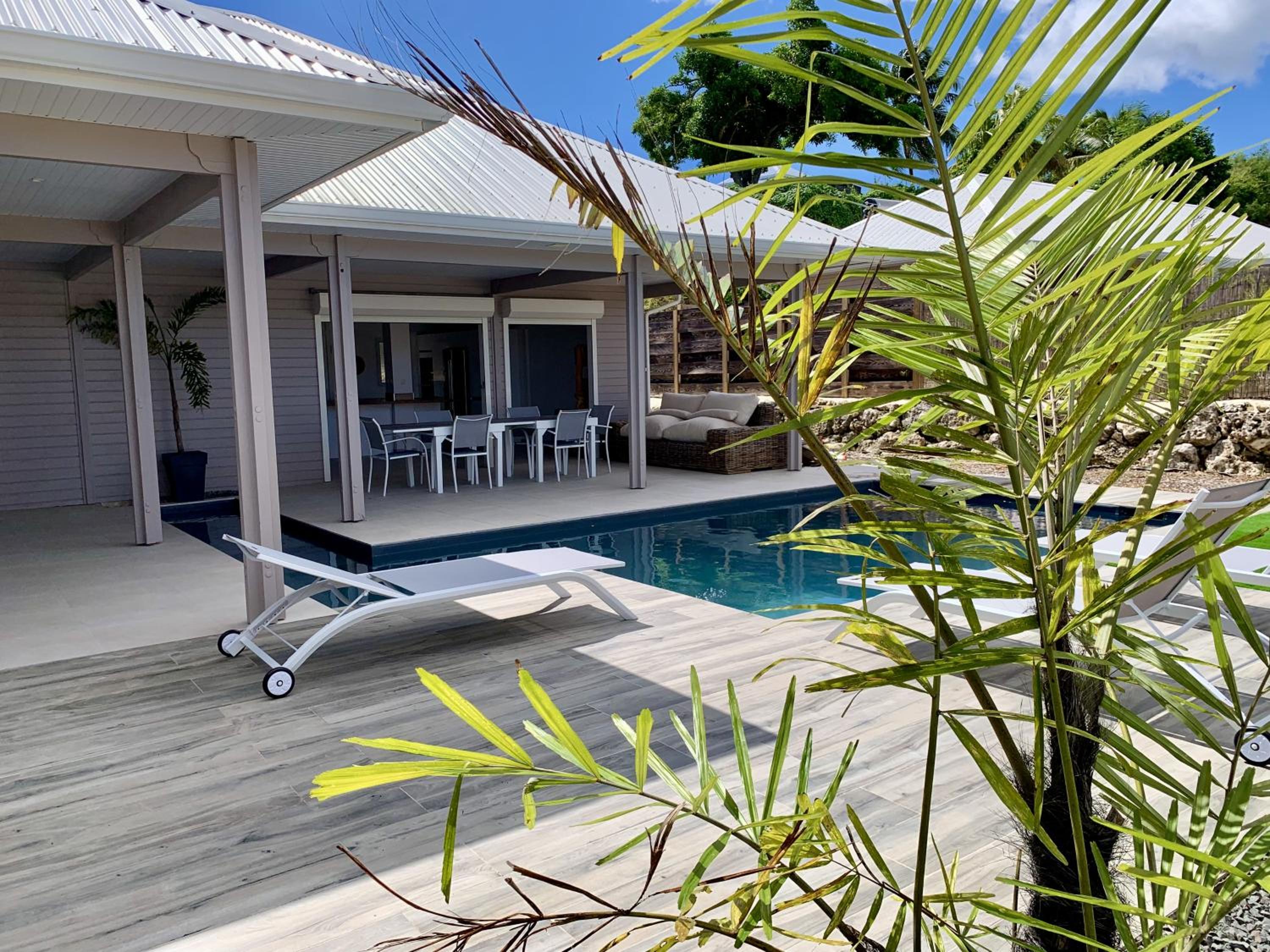 Three-Bedroom Villa photo 1
