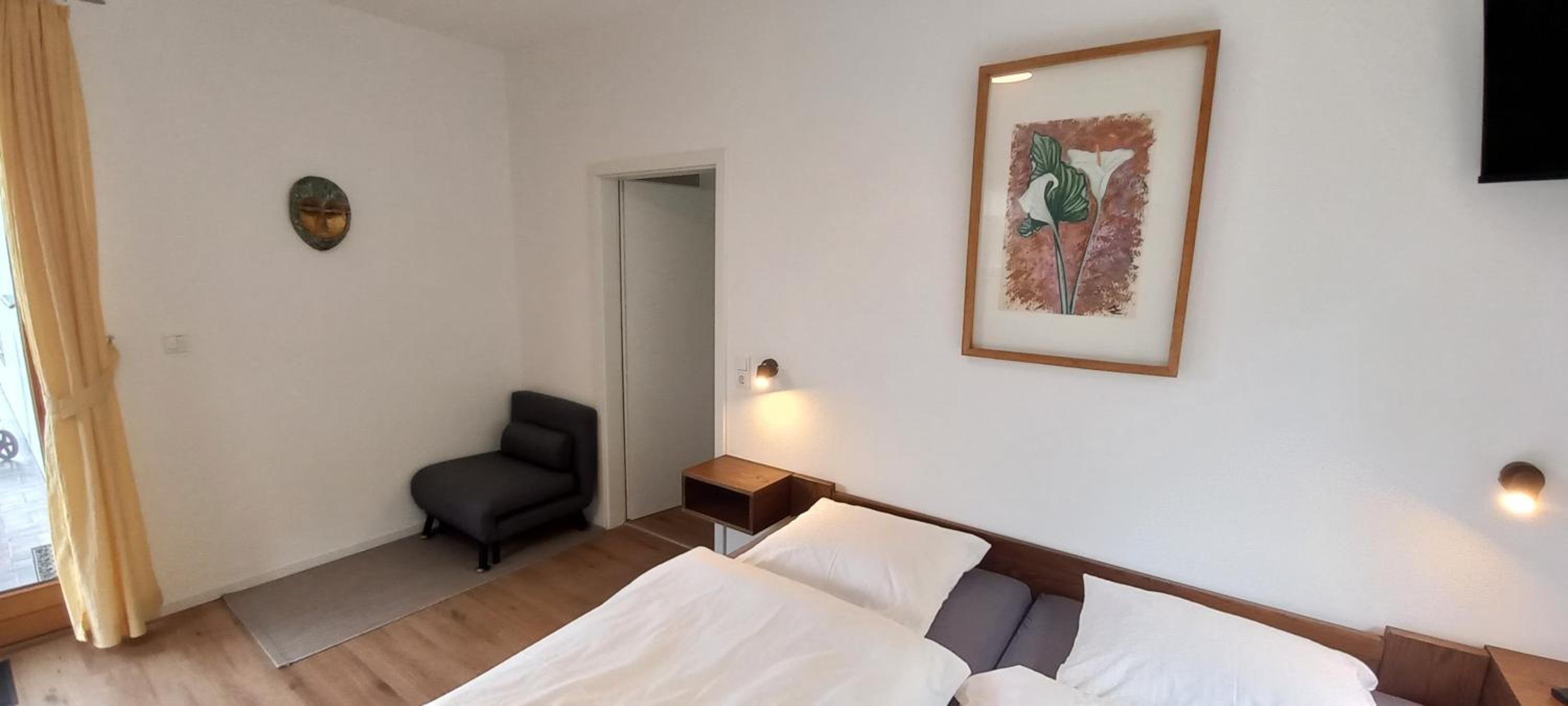 Apartment with Balcony