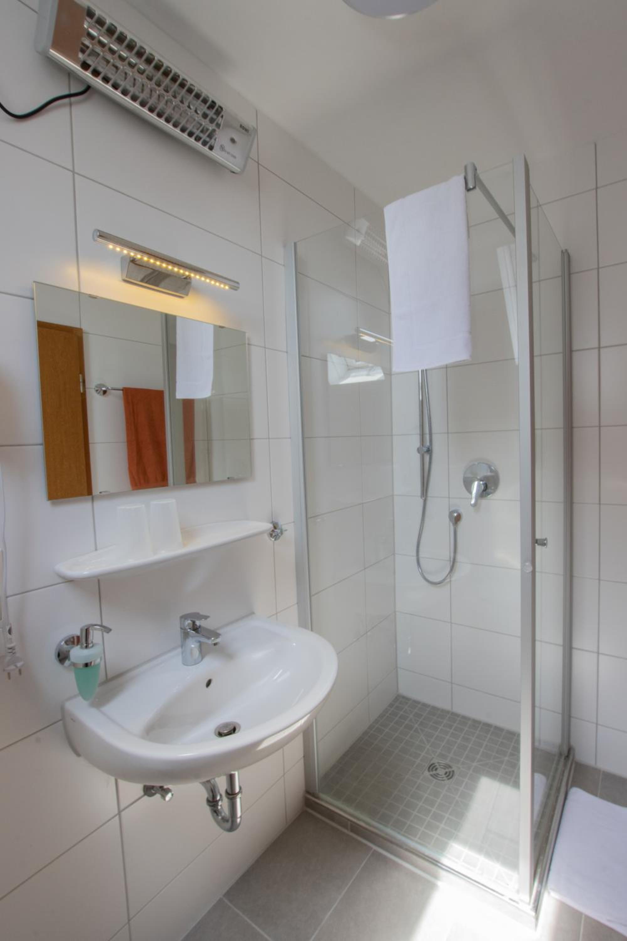 Single Room with Shower photo 2