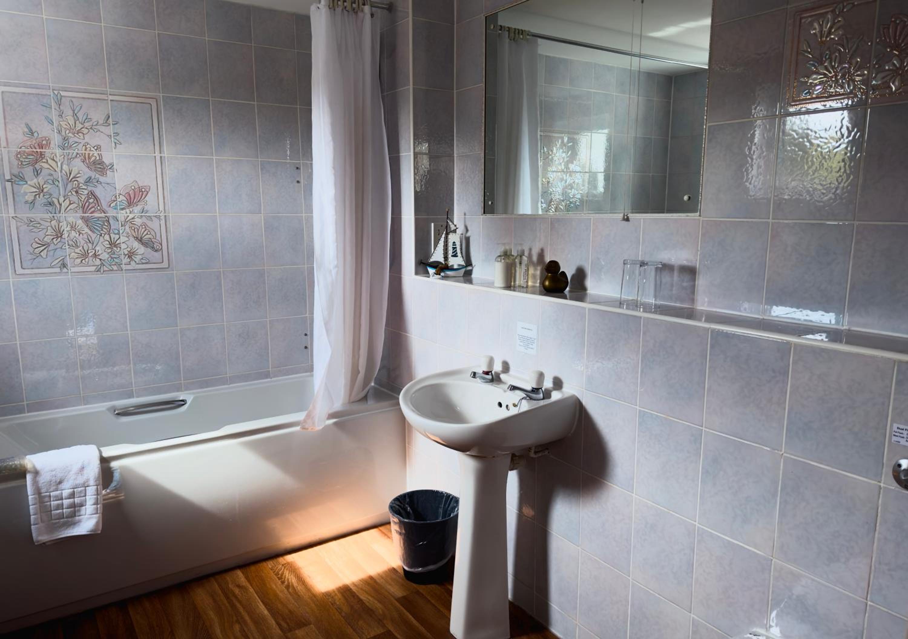 Superior Double Room - Photo 4