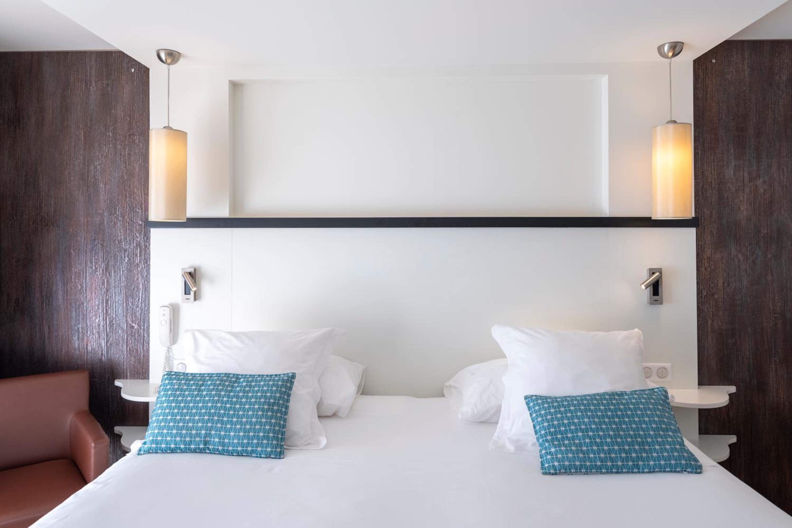 Chambre Premium avec Accès au Centre de Bien-Être - Vue Latérale sur Mer Chambre Premium avec Accès au Centre de Bien-Être - Vue Latérale sur Mer