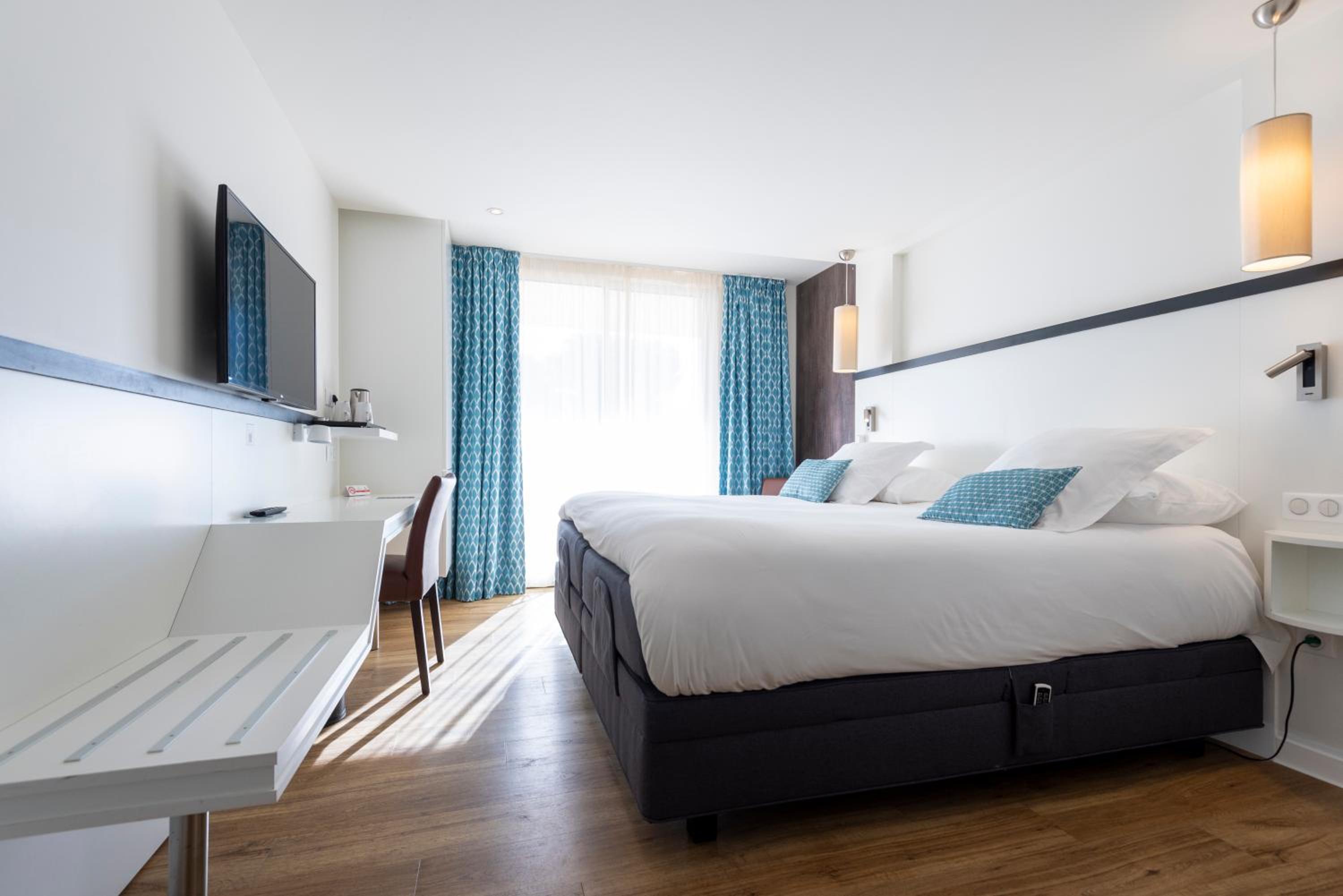 Premium Double Room with Spa Access photo 2